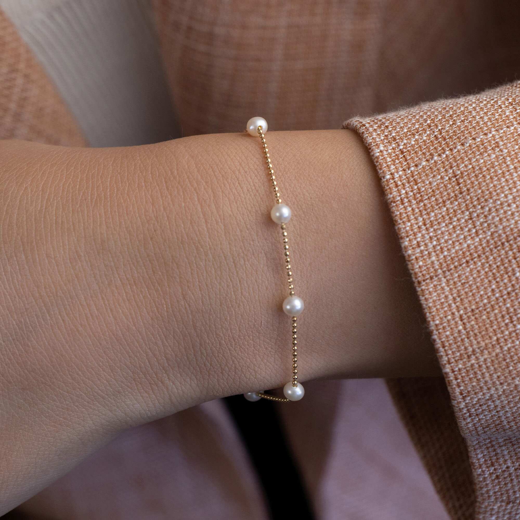 Pearl Station Bracelet in 14K Gold