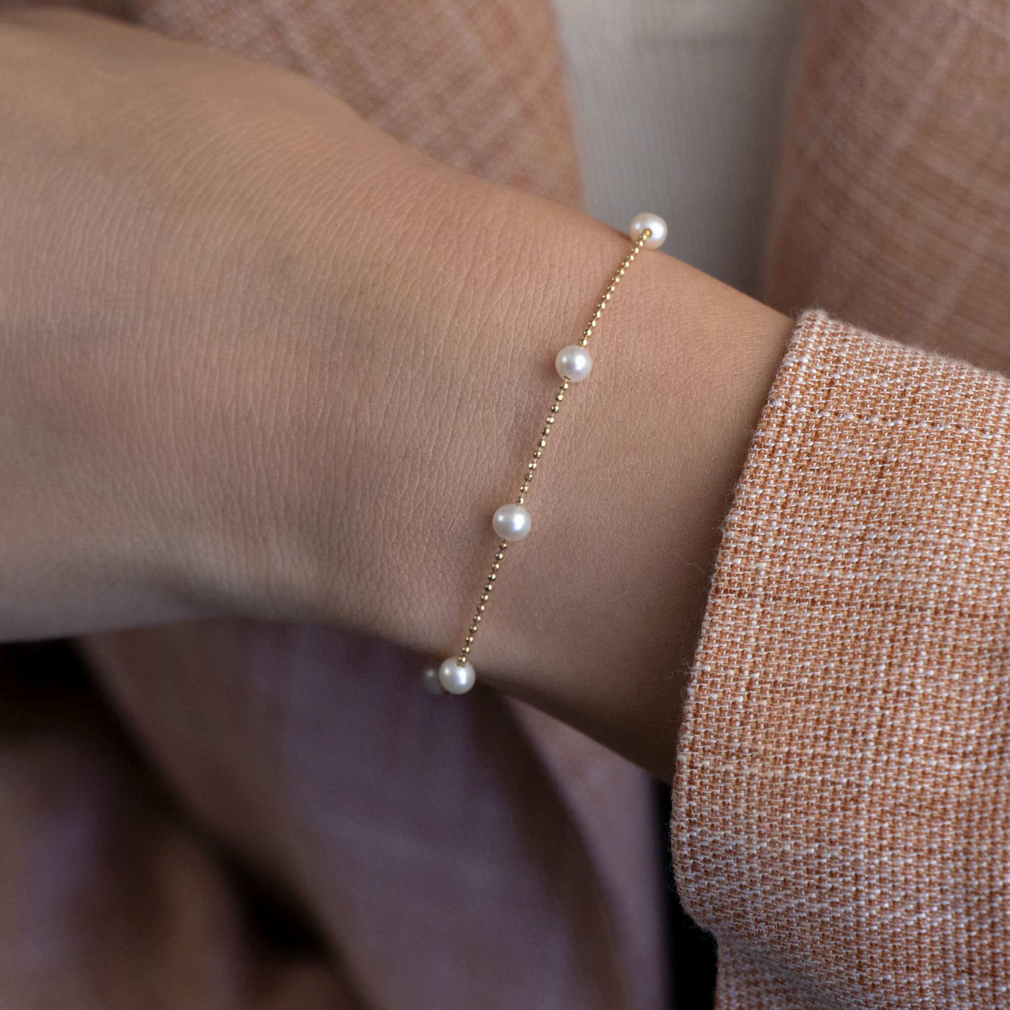 Pearl Station Bracelet in 14K Gold