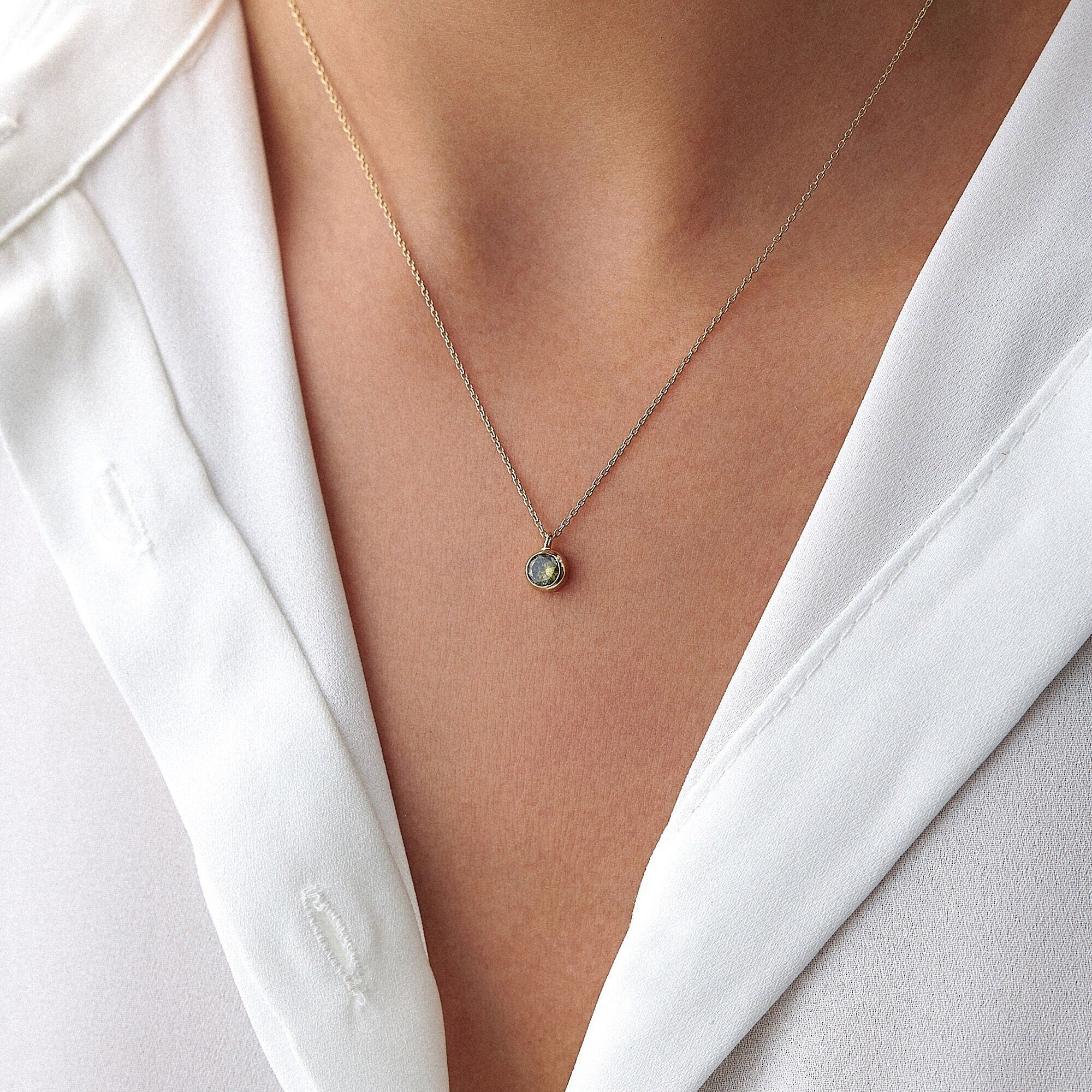 Bezel Set Peridot Necklace in 14K Gold