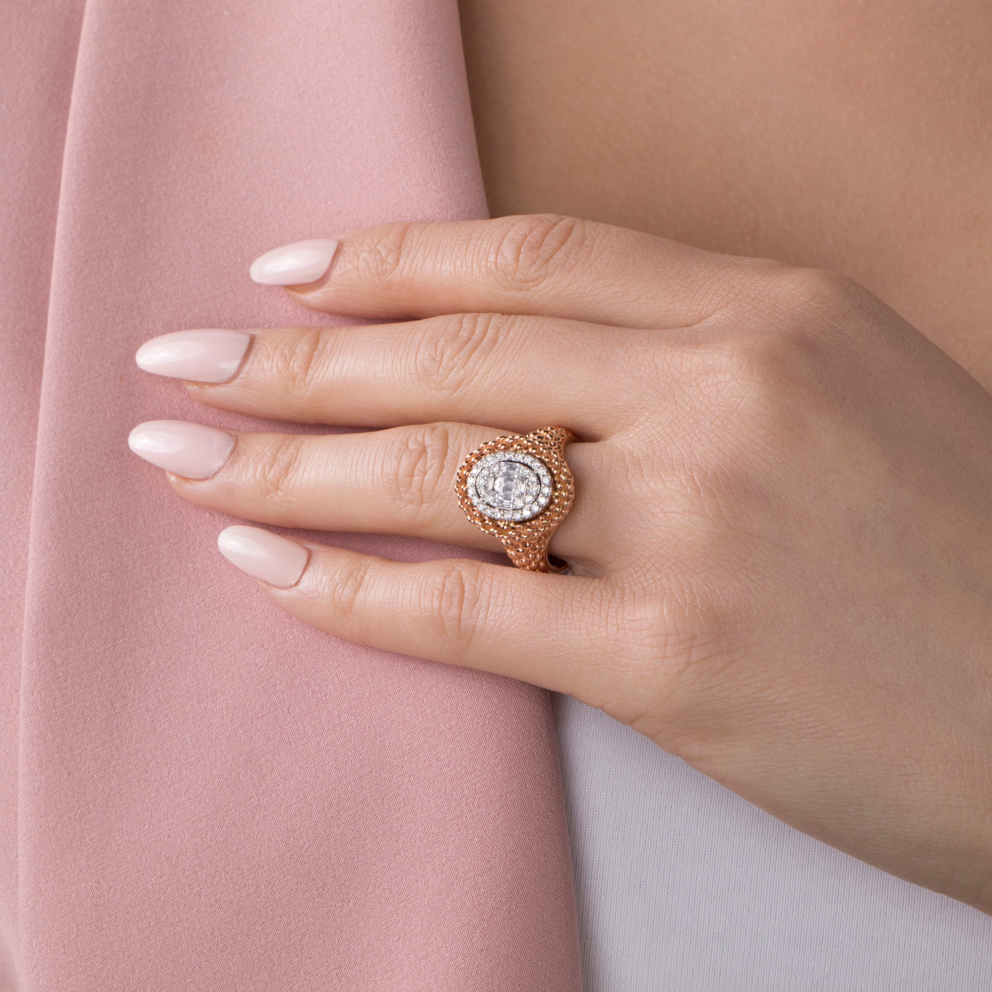 Beaded Queen's Ring in 14K Gold