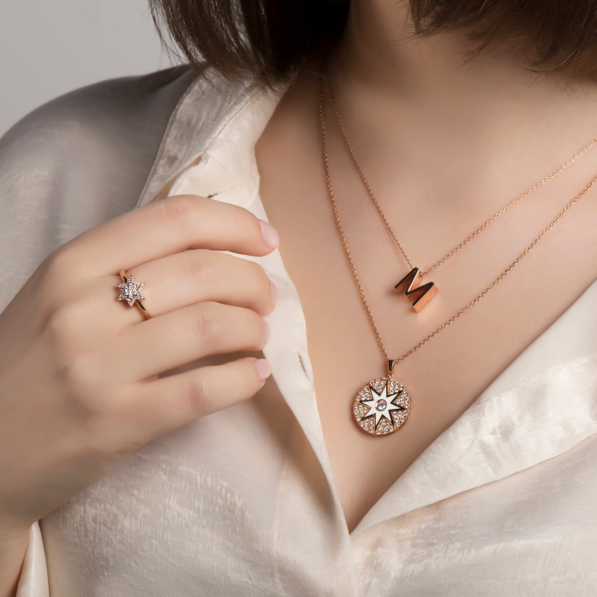 Diamond Starburst Ring in 18K Gold