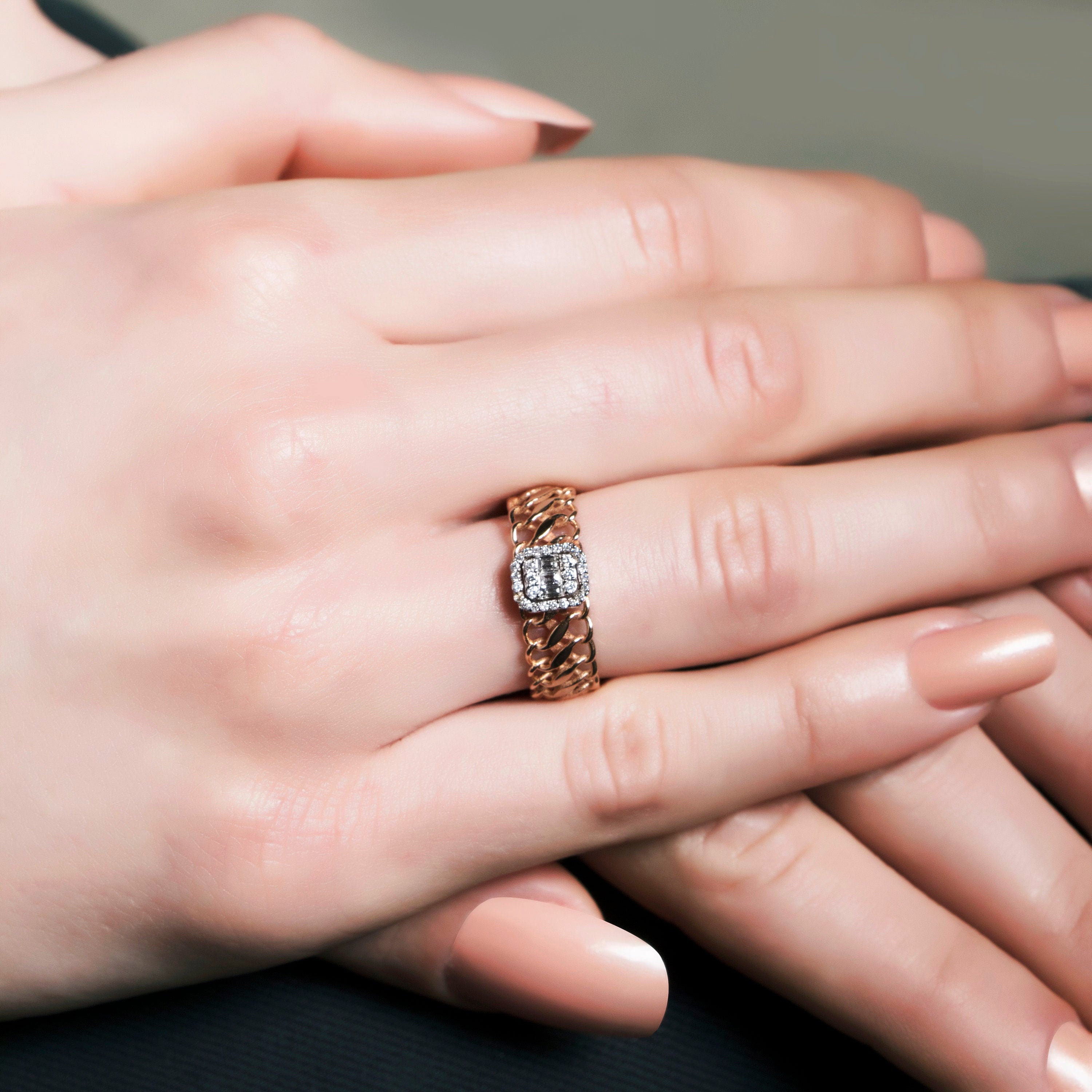 Diamond Chain Ring In 14K Gold