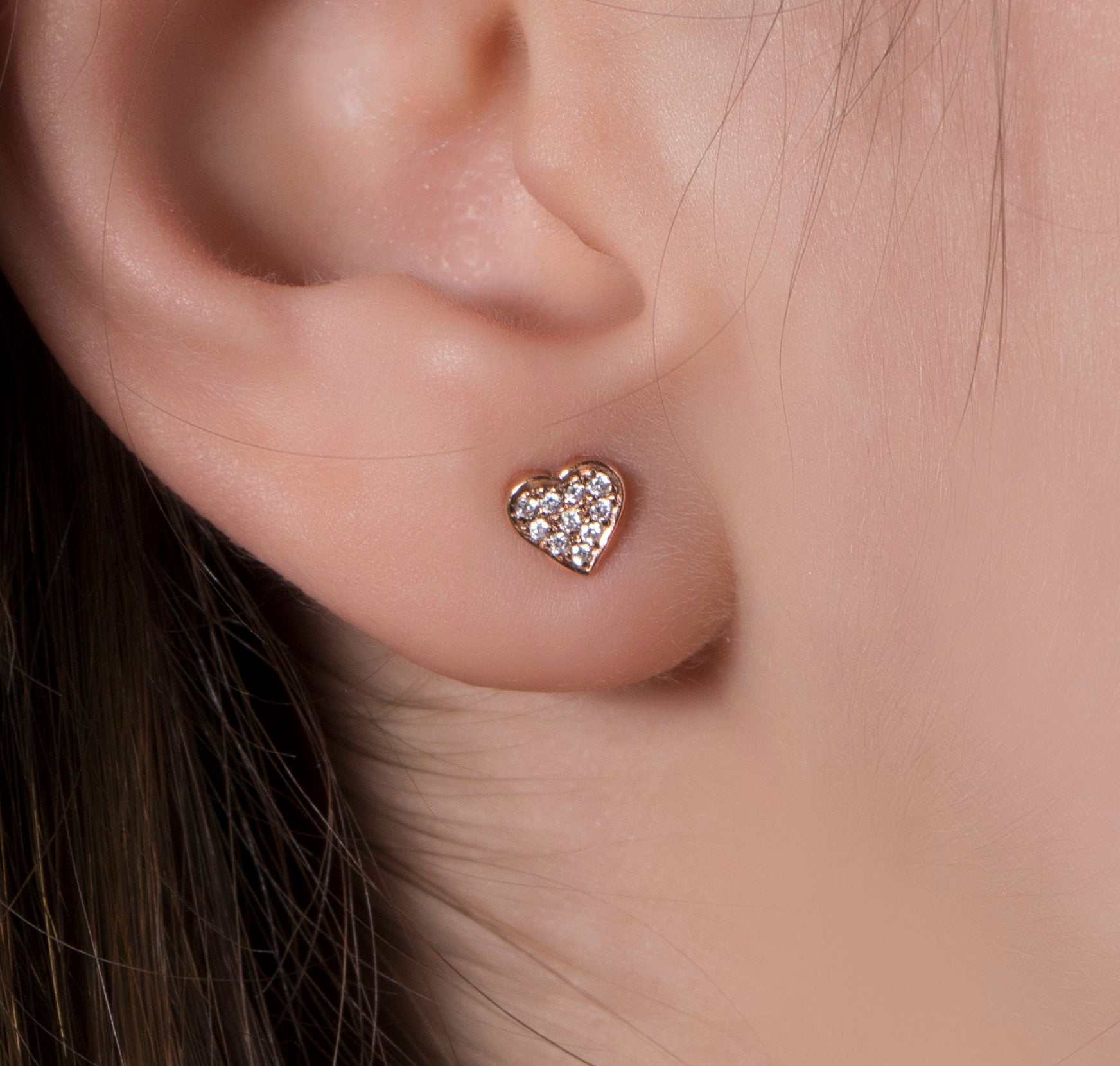 Minimal Diamond Heart Studs in 14K Gold