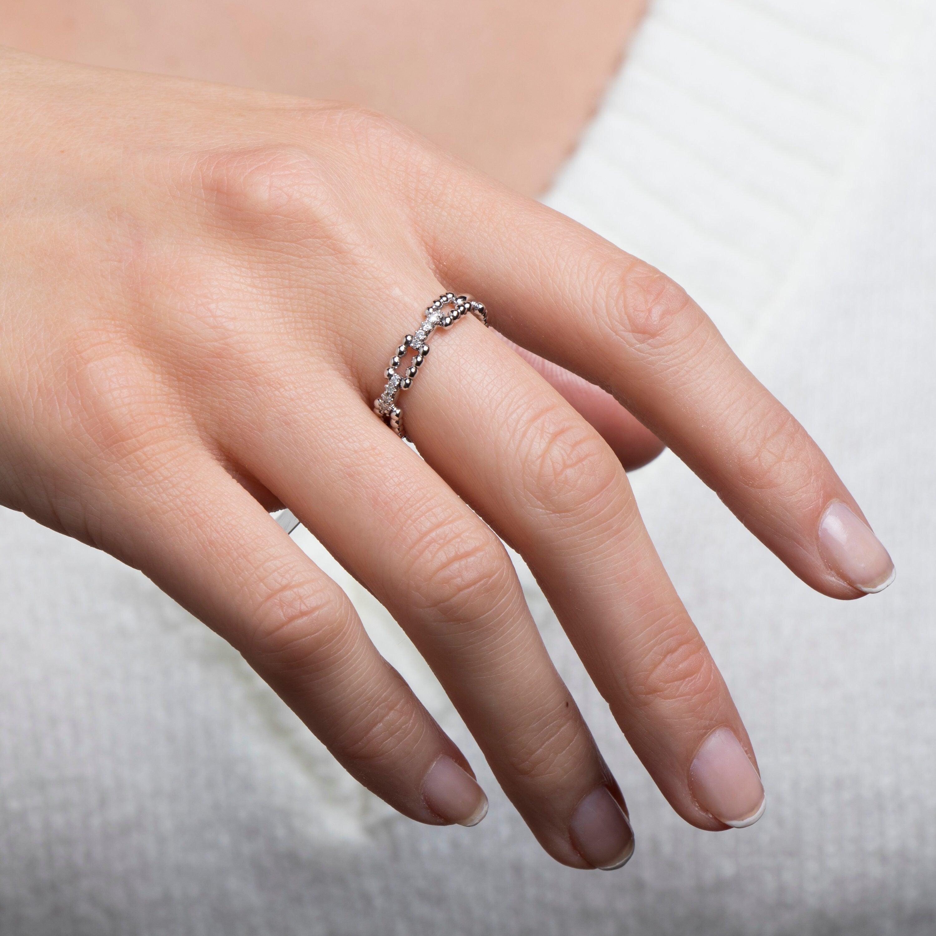 Diamond Beaded Chain Ring in 14K Gold