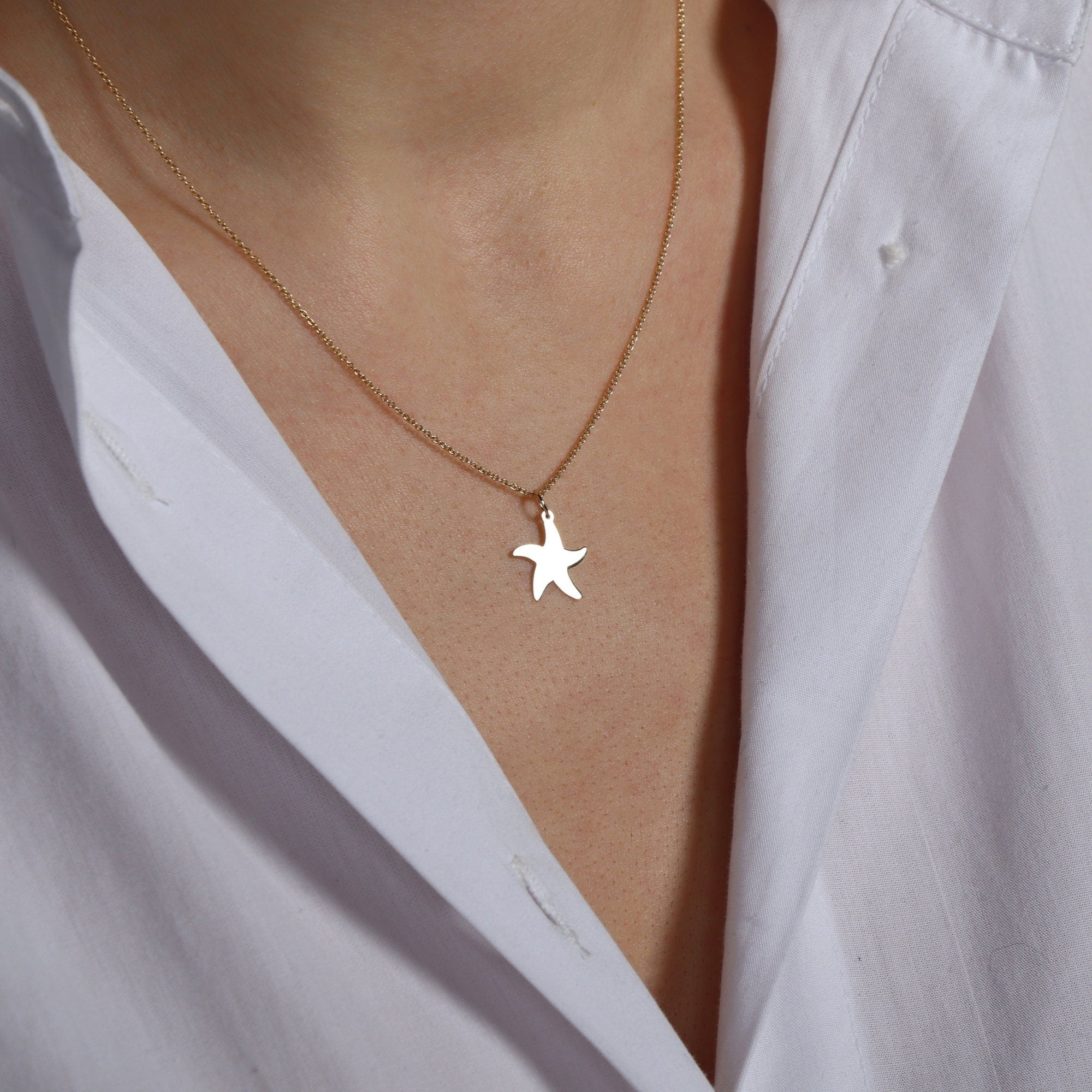 Dancing Star Necklace in 14K Gold