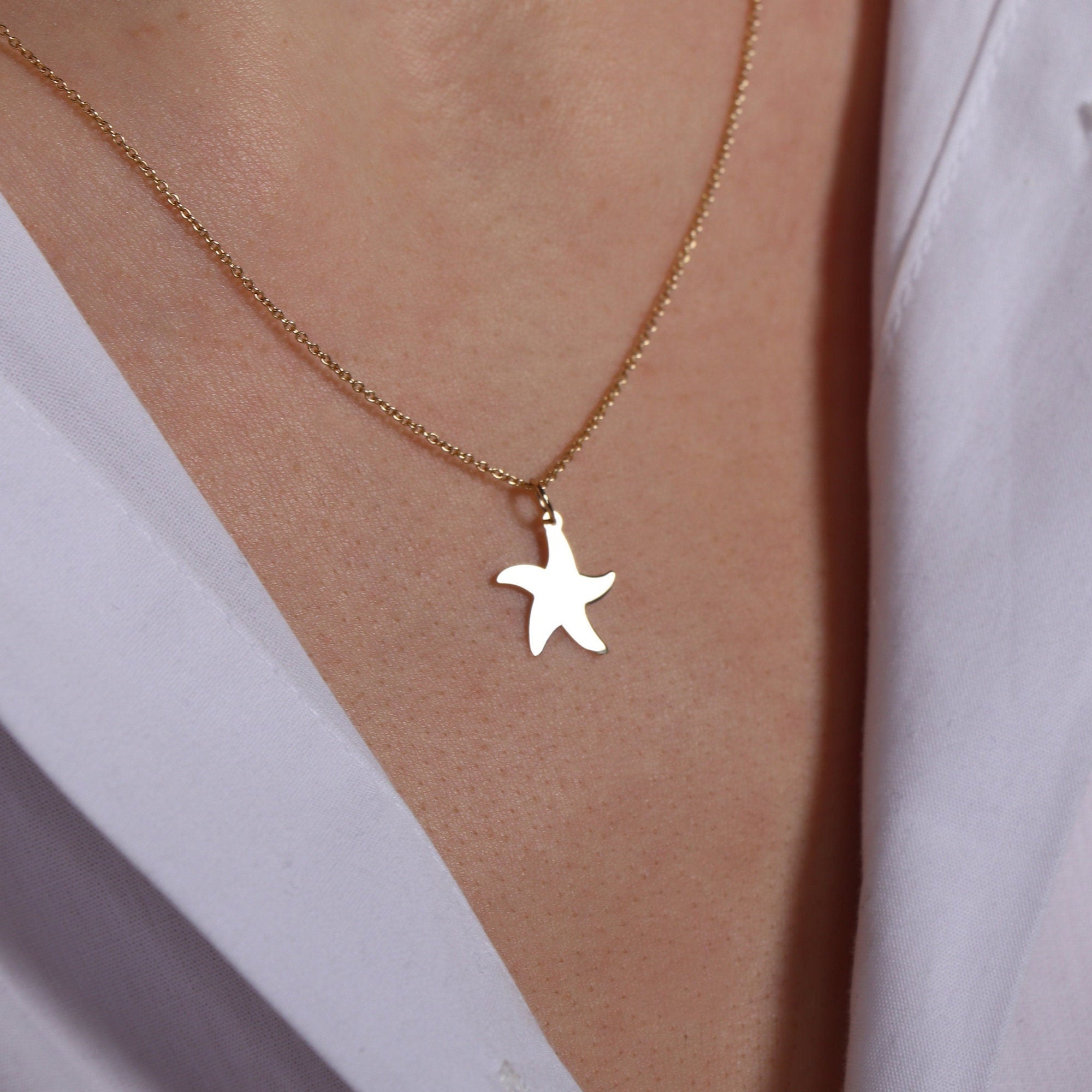 Dancing Star Necklace in 14K Gold