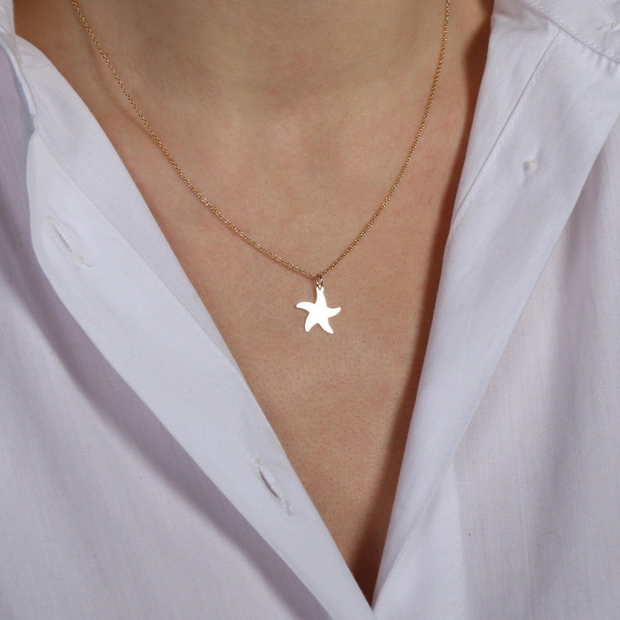Dancing Star Necklace in 14K Gold