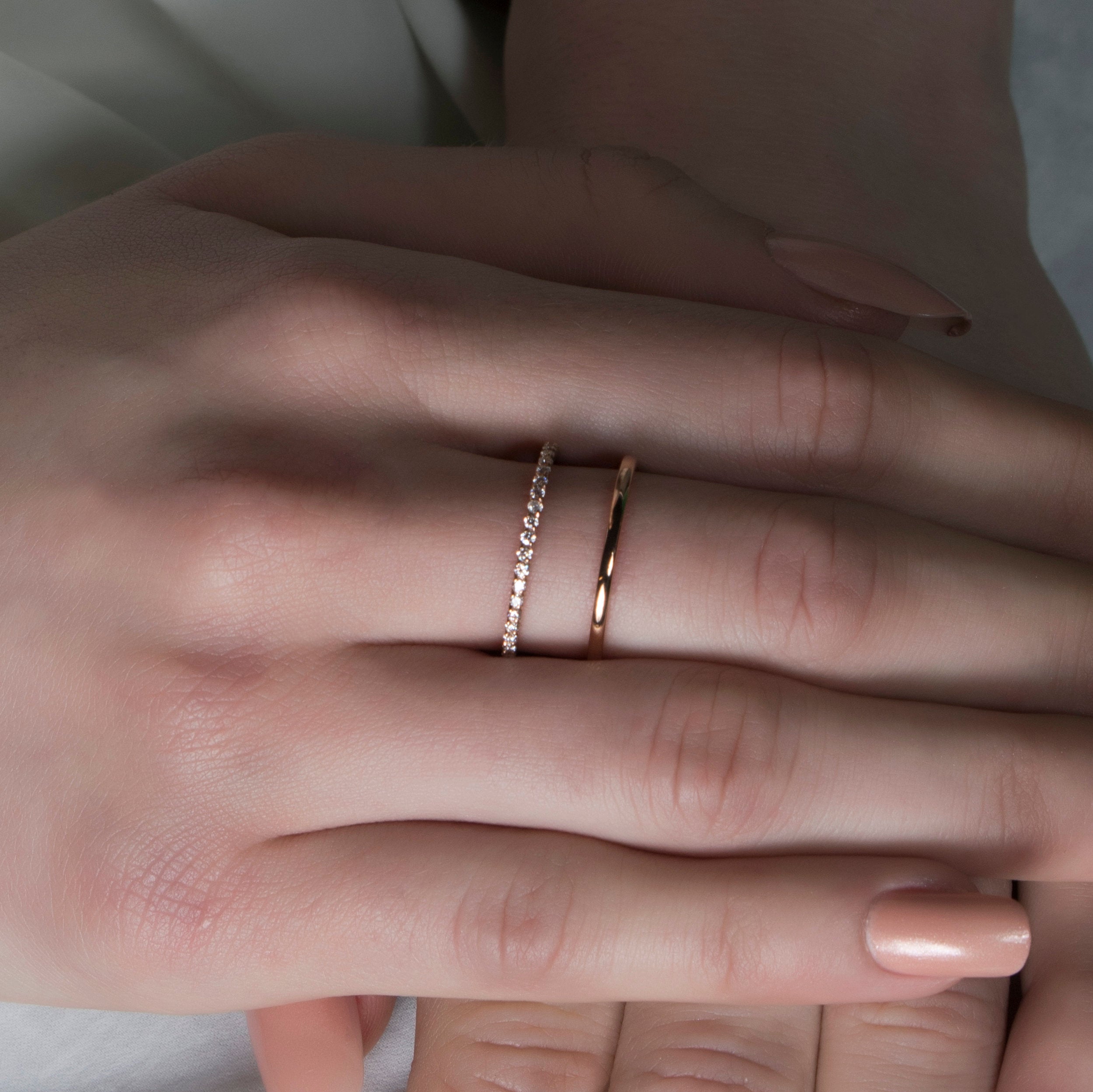 Double Diamond Band Ring in 18K Gold