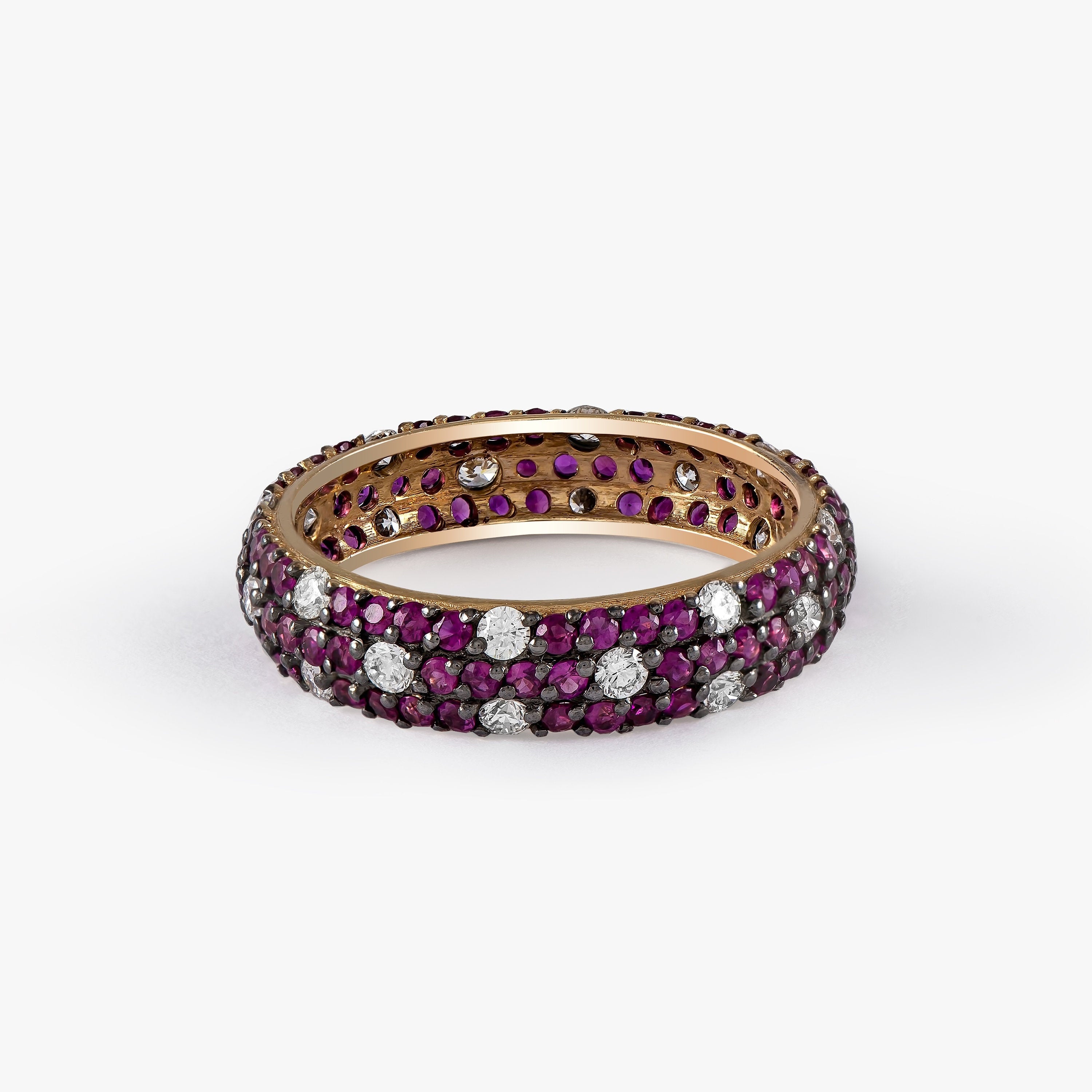 Ruby and Diamond Eternity Ring in 18K Gold / Ruby Classic