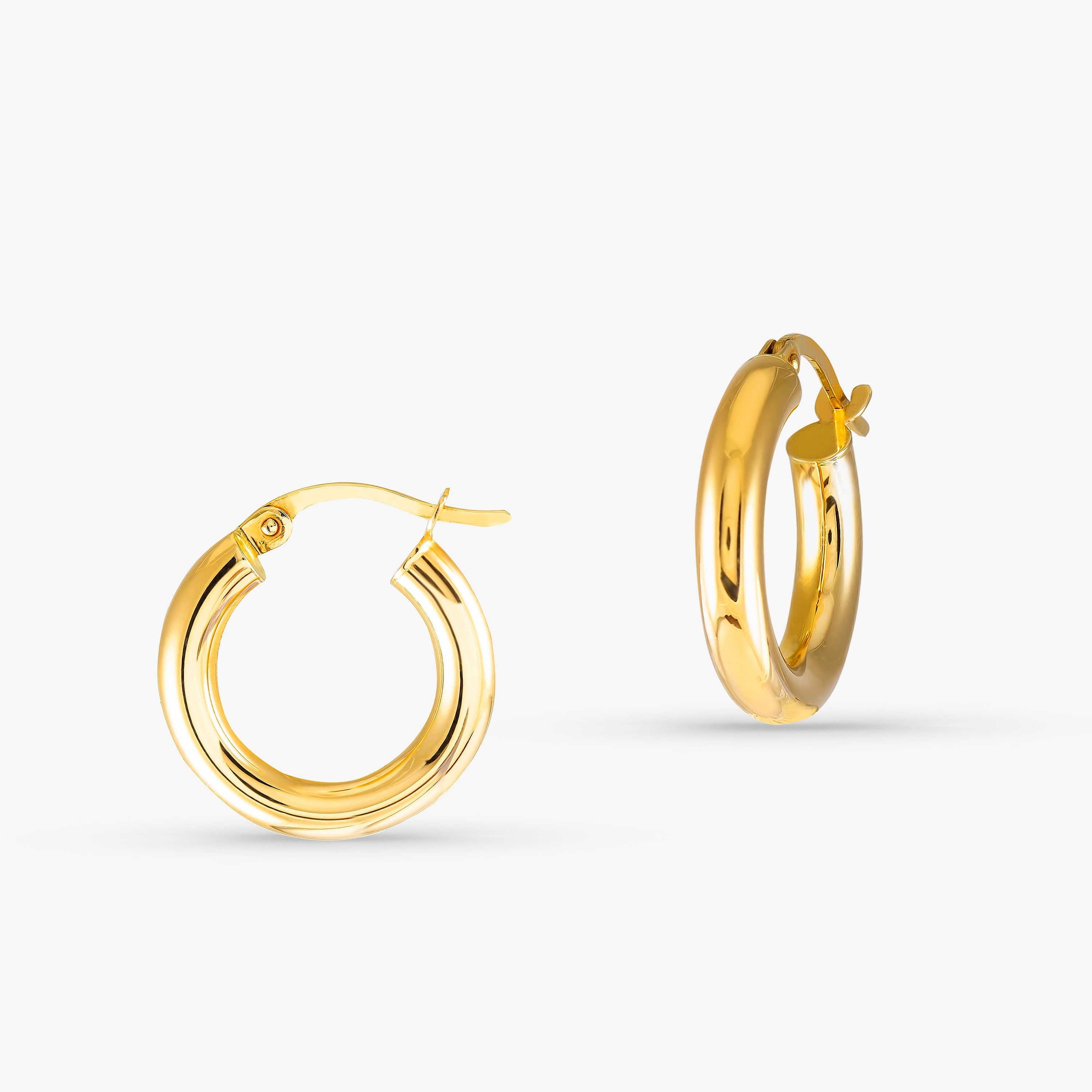 Plain Hoop Earrings In 14K Gold