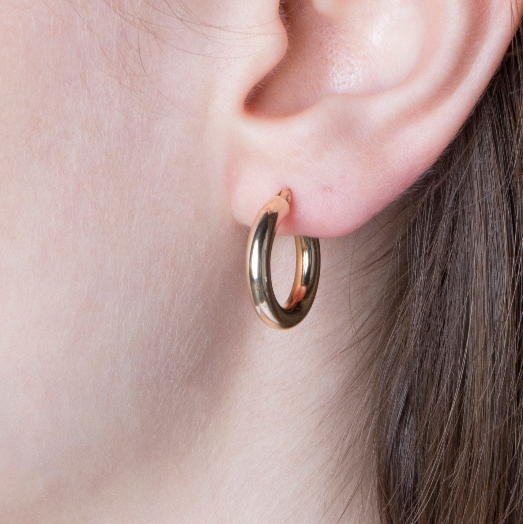 Plain Hoop Earrings In 14K Gold
