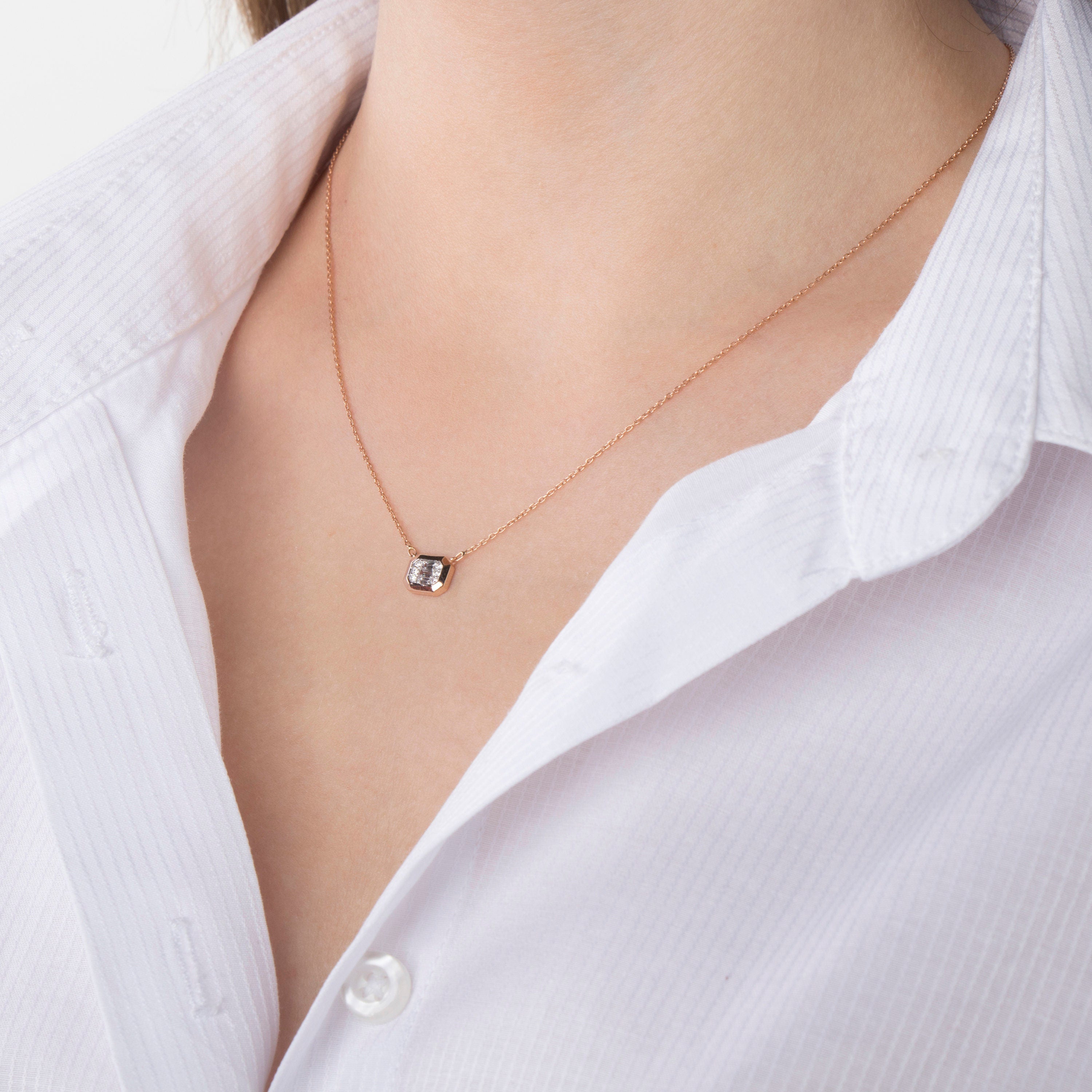 Minimal Baguette Diamond Necklace