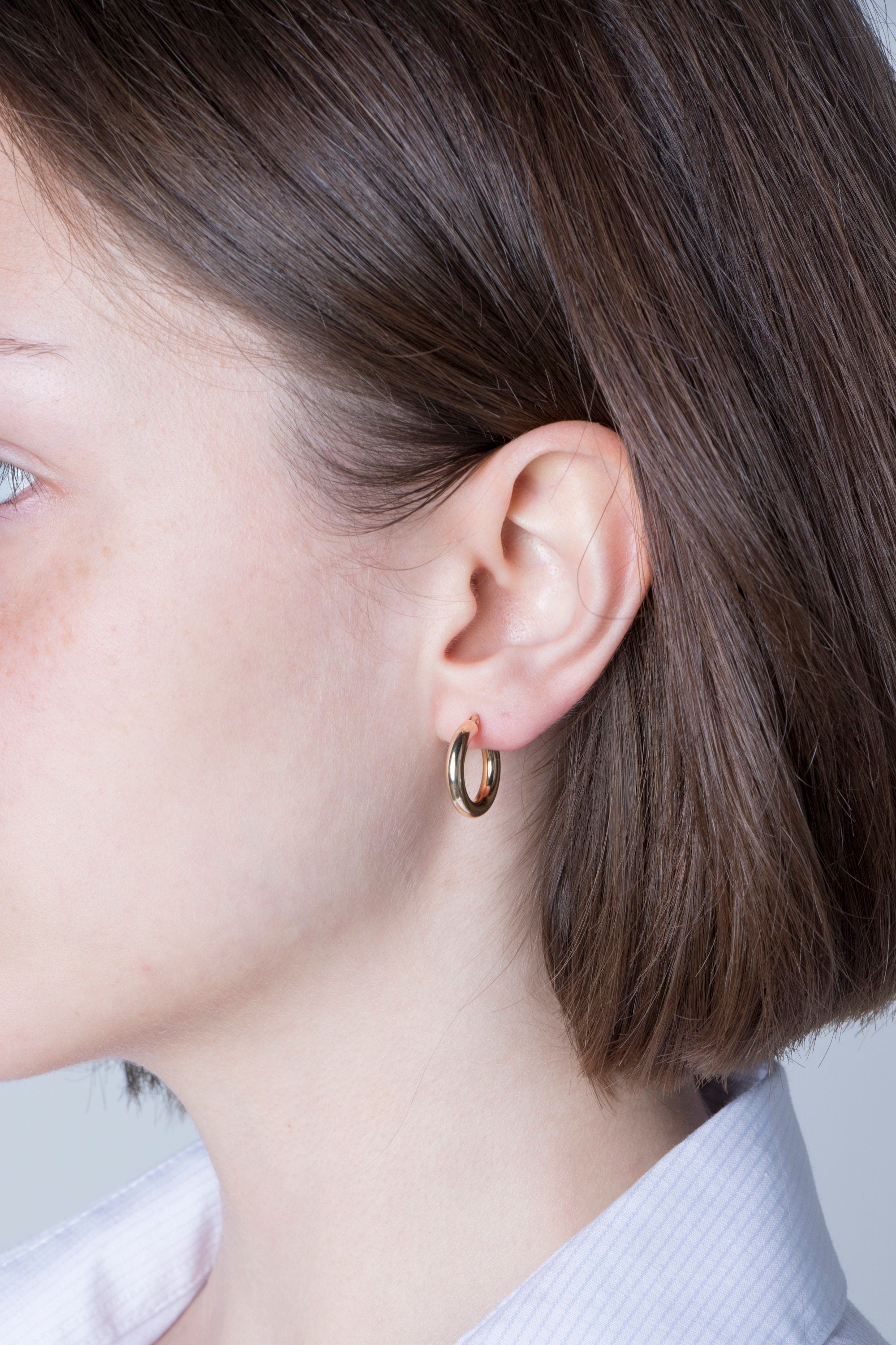 Plain Hoop Earrings In 14K Gold