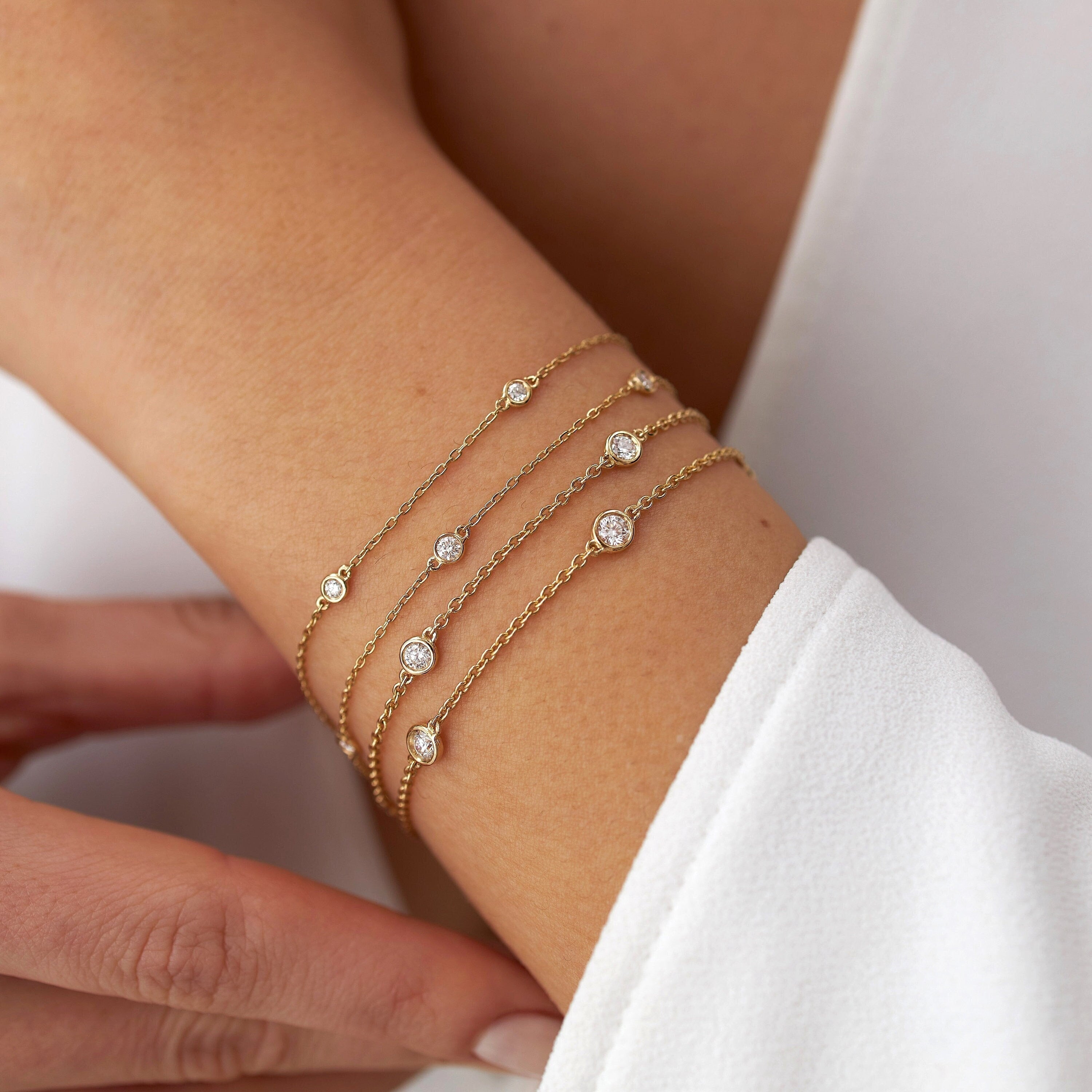 Diamond Station Bracelet in 14K Gold