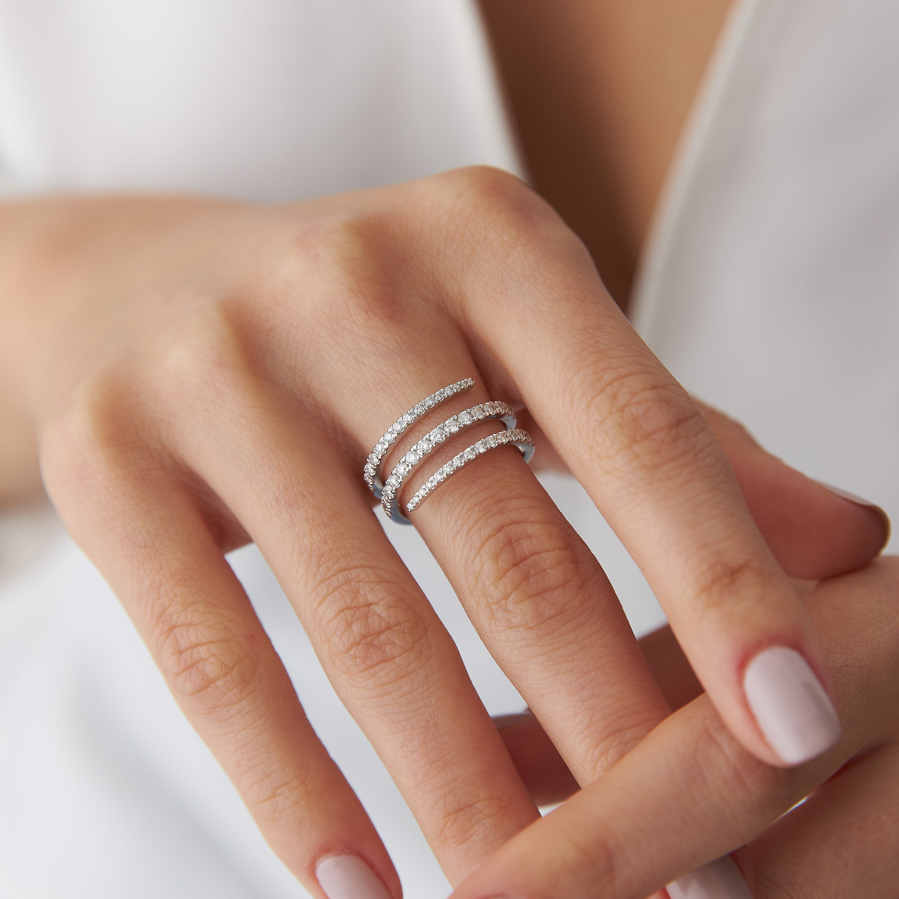 Diamond Swirl Ring in 14K Gold