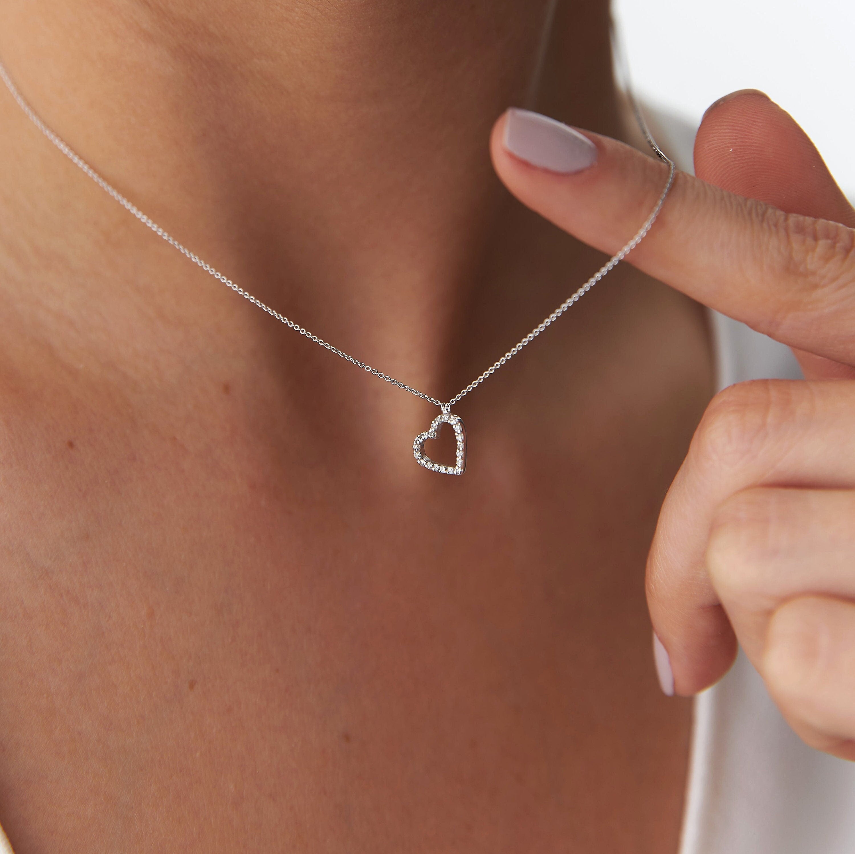 Minimal Open Heart Necklace