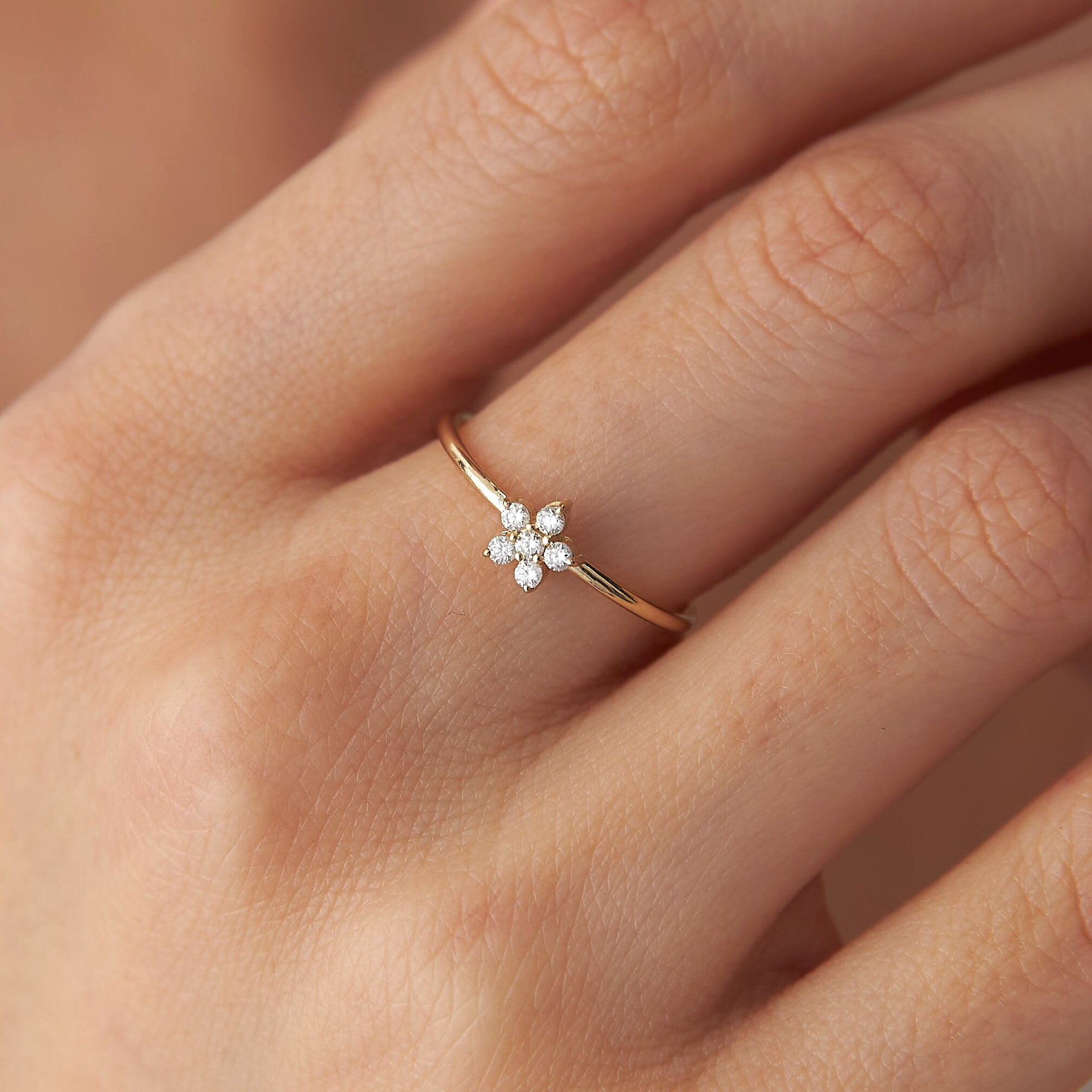 Minimal Diamond Flower Cluster Ring in 14K Gold