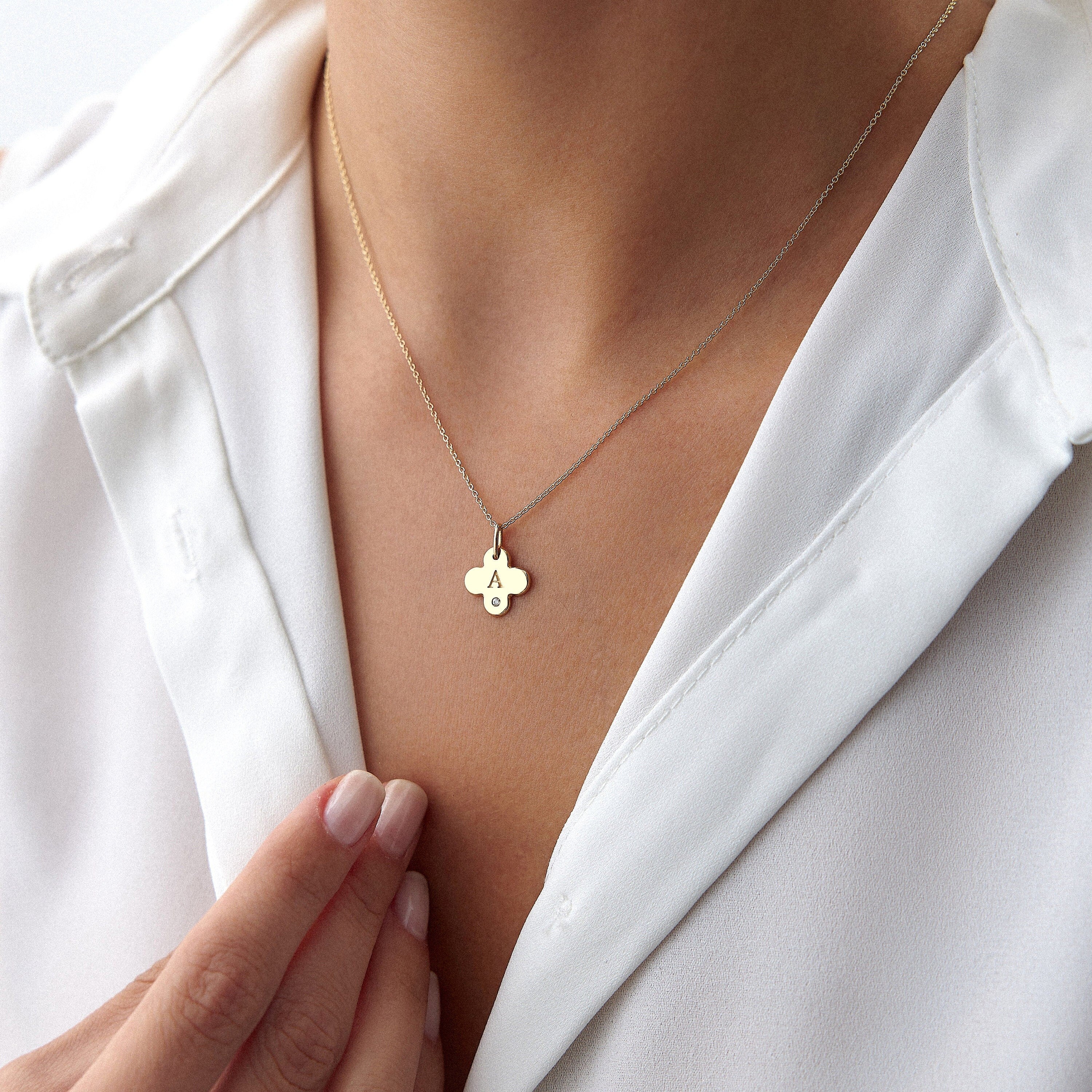 Birthstone Four Leaf Clover Pendant Necklace in 14K Gold