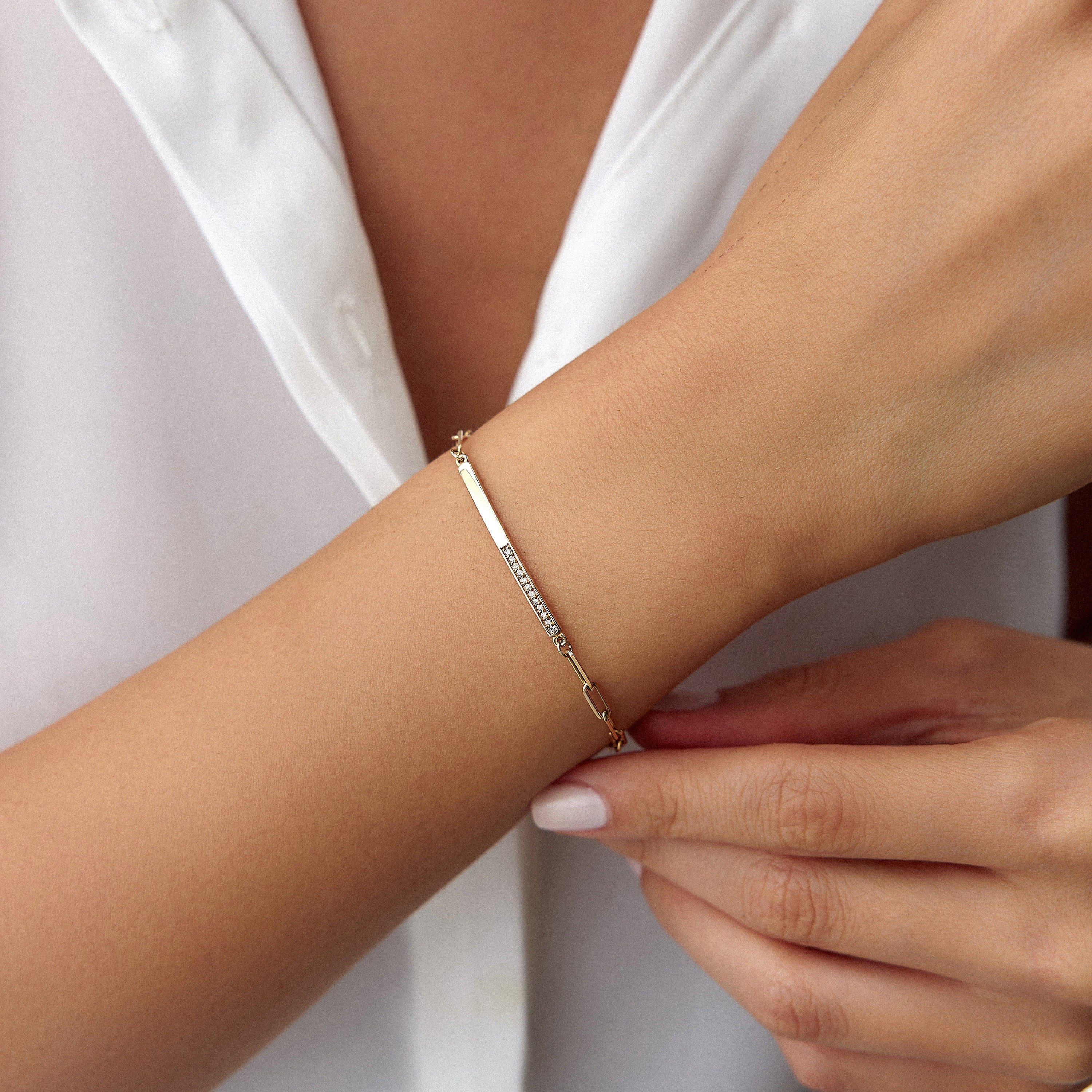 Diamond Bar Bracelet in 14K Gold