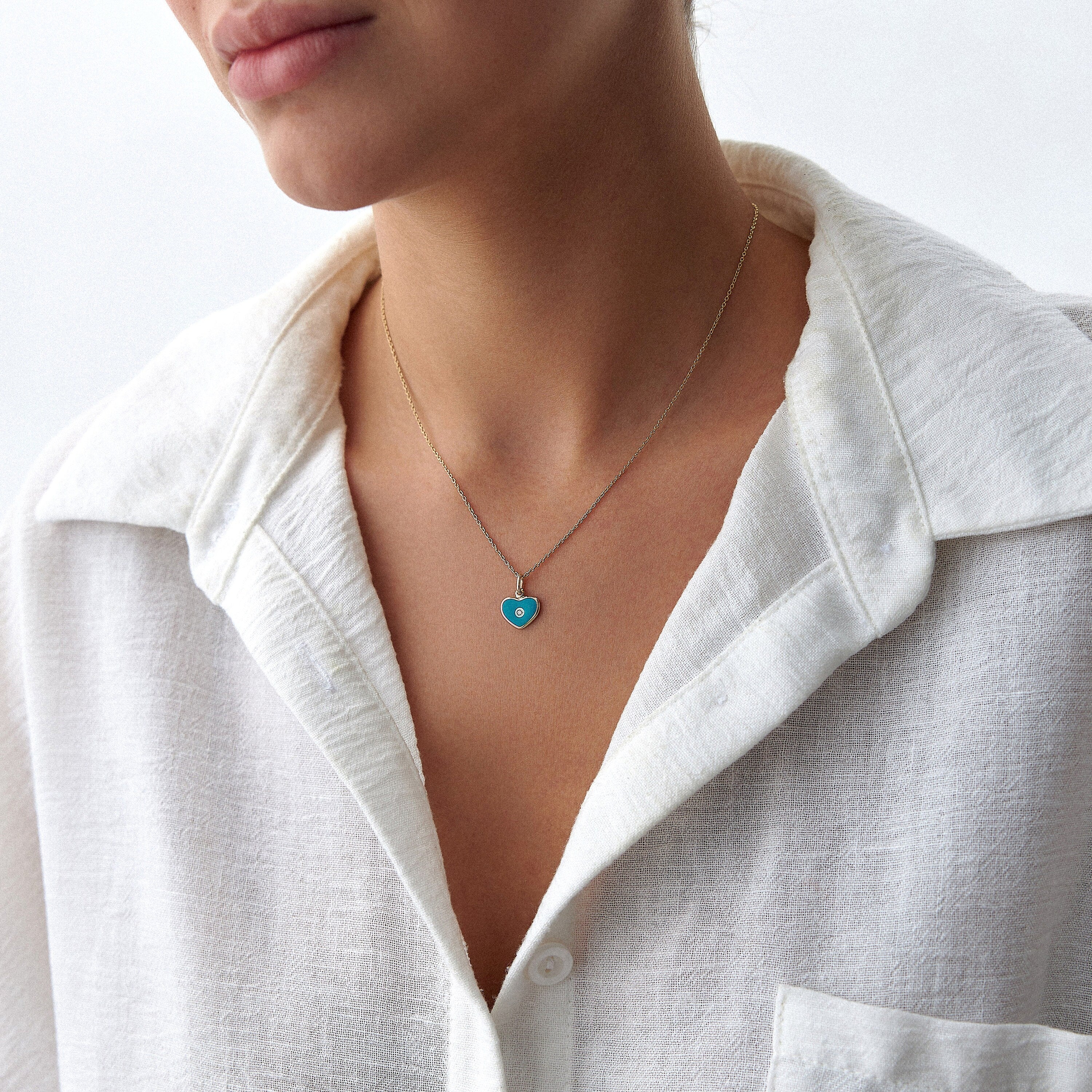 Mini Inlaid Diamond Ocean Blue Heart Necklace in 14K Gold