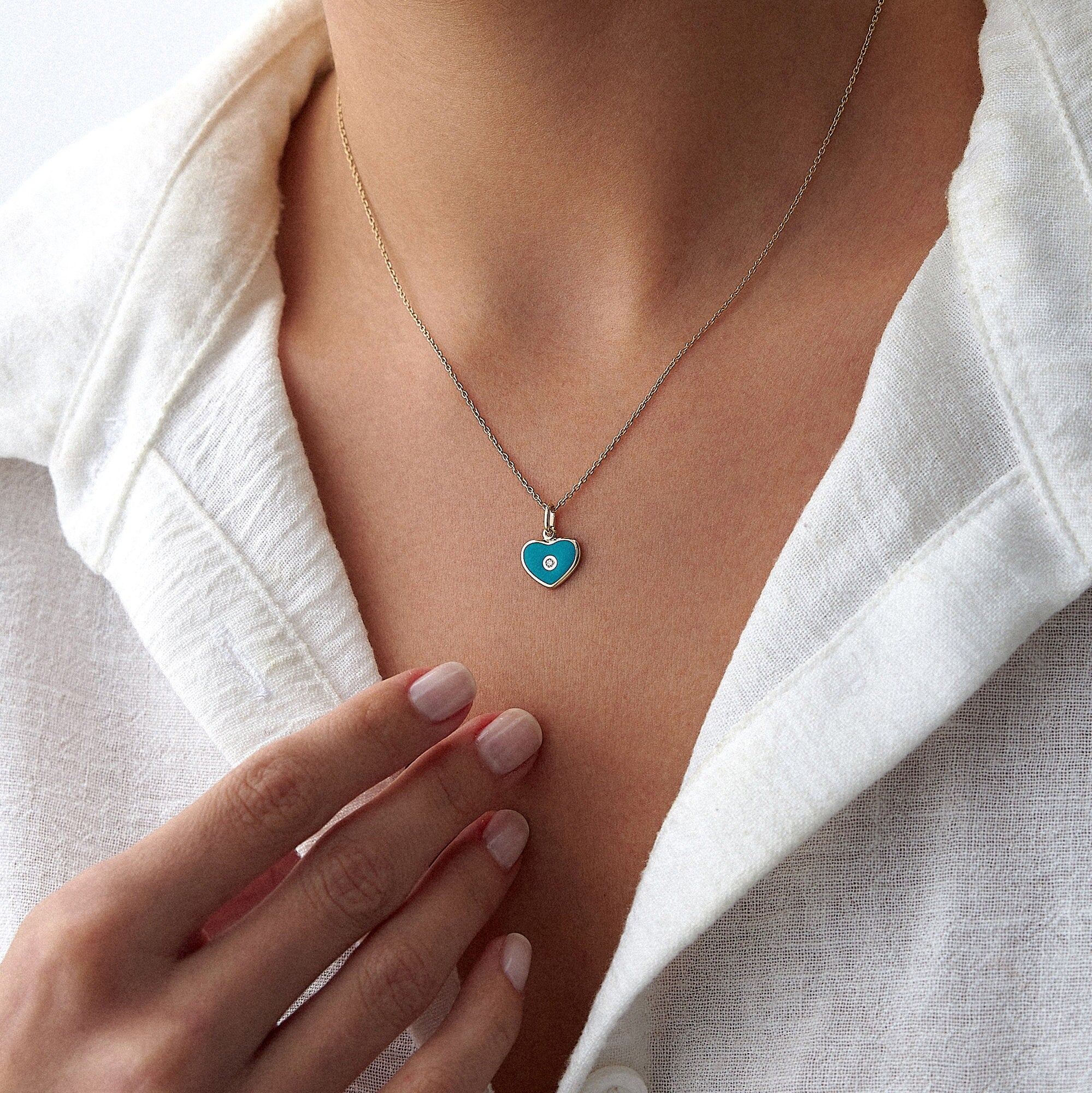 Mini Inlaid Diamond Ocean Blue Heart Necklace in 14K Gold