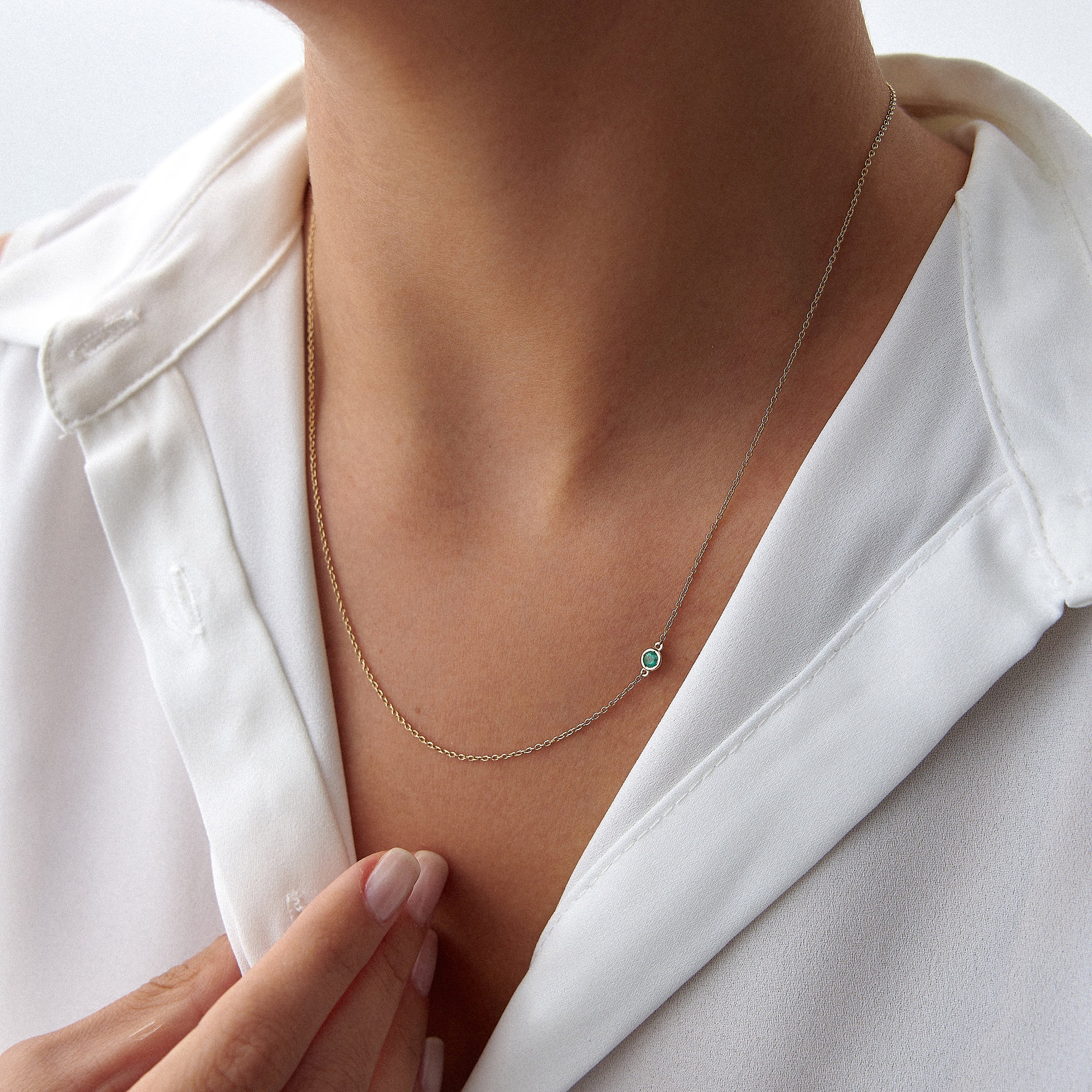 Asymmetric Floating Emerald Solitaire Necklace