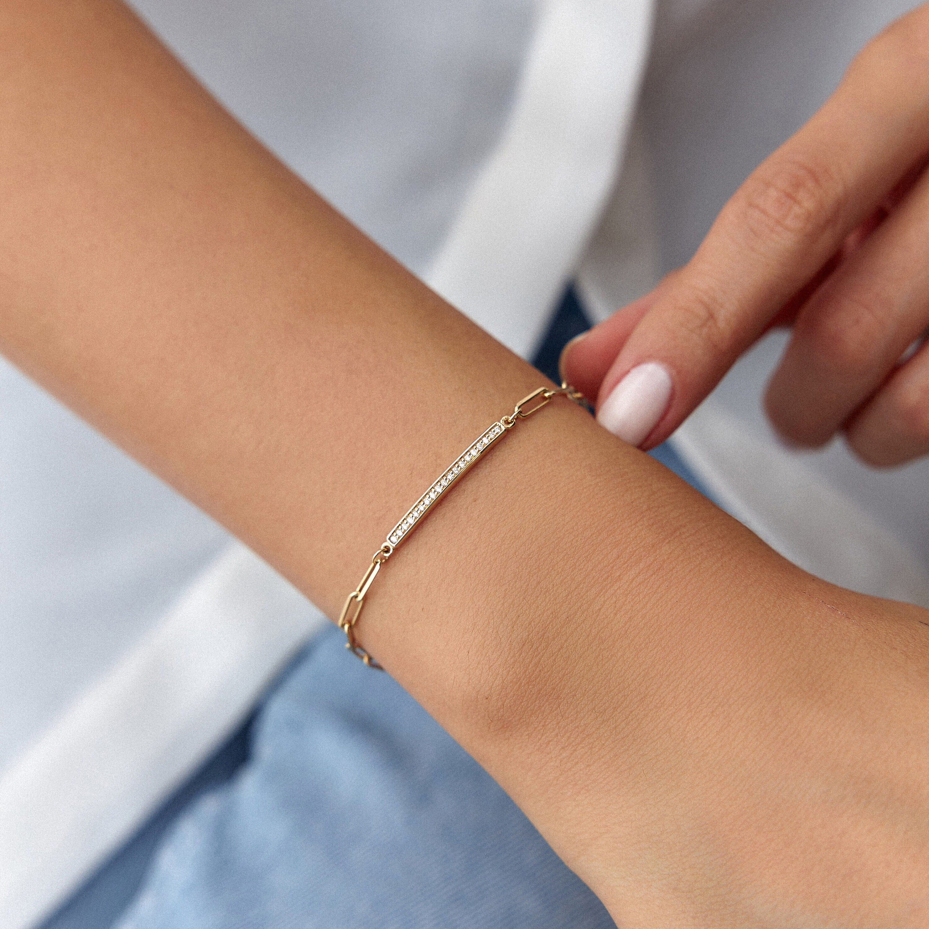 Diamond Bar Bracelet in 14K Gold
