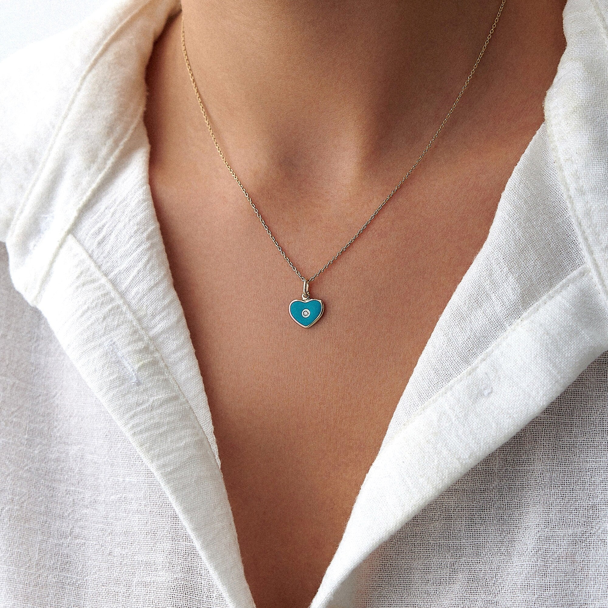 Mini Inlaid Diamond Ocean Blue Heart Necklace in 14K Gold
