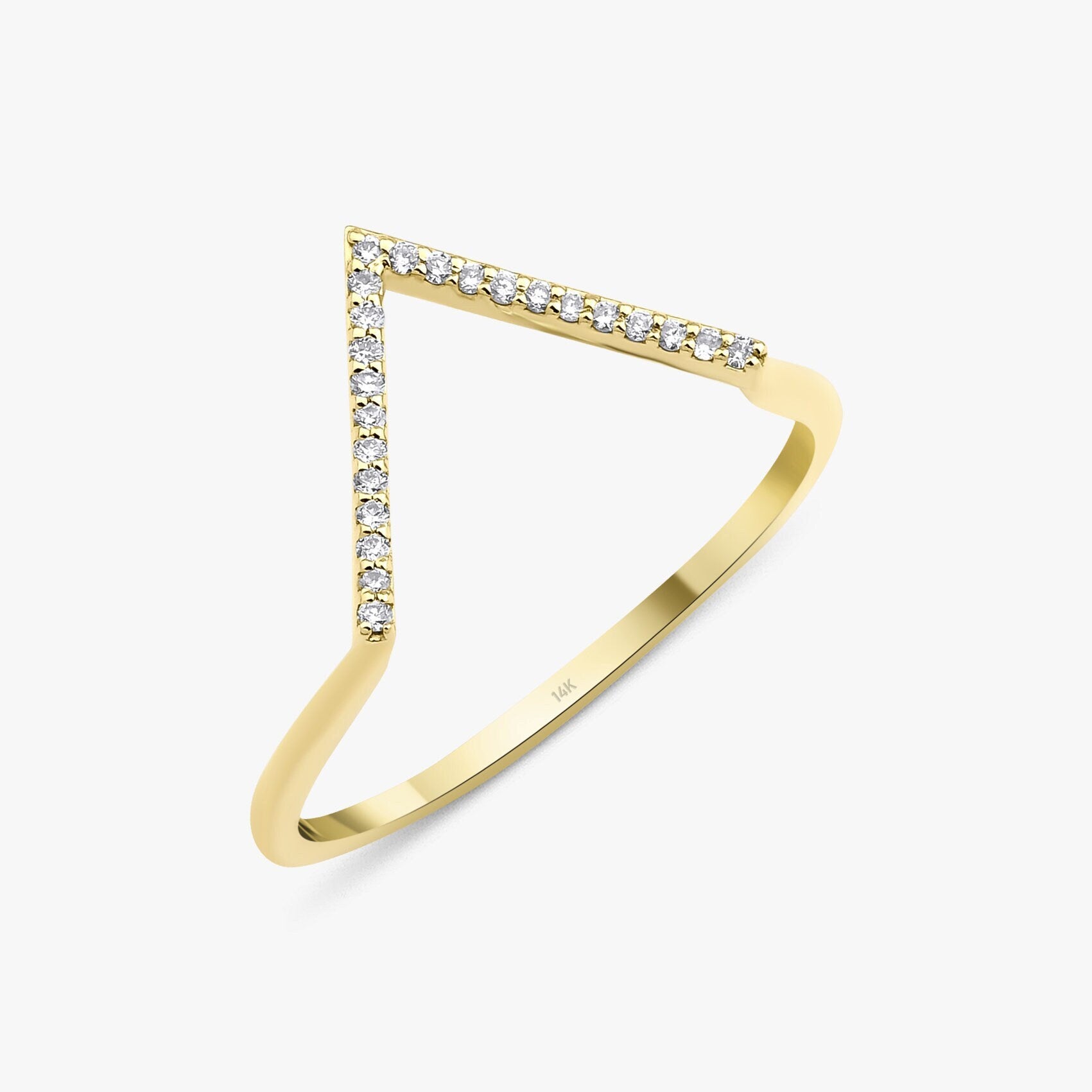 Diamond V Ring in 14K Gold