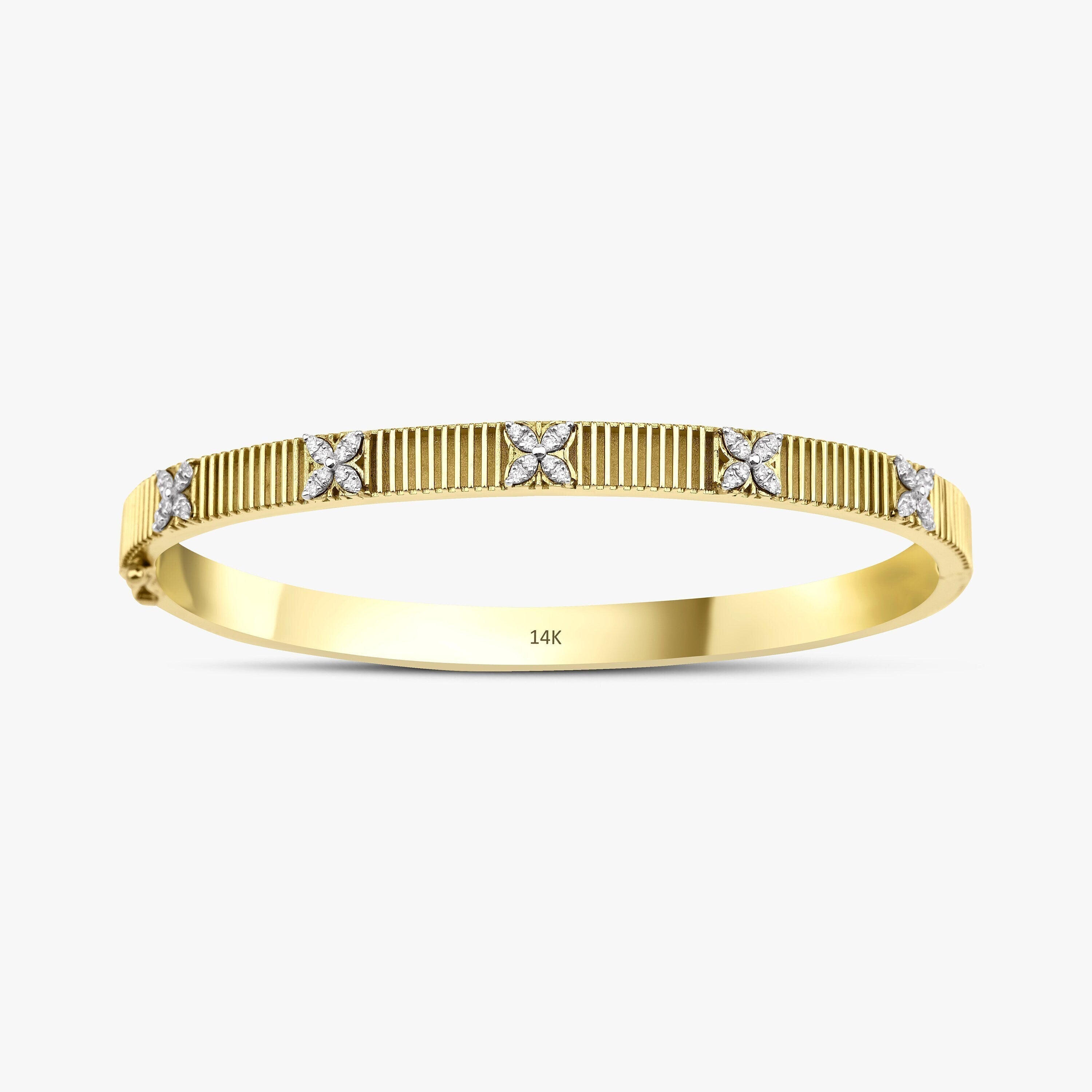 Diamond Bangle Bracelet in 14K Gold
