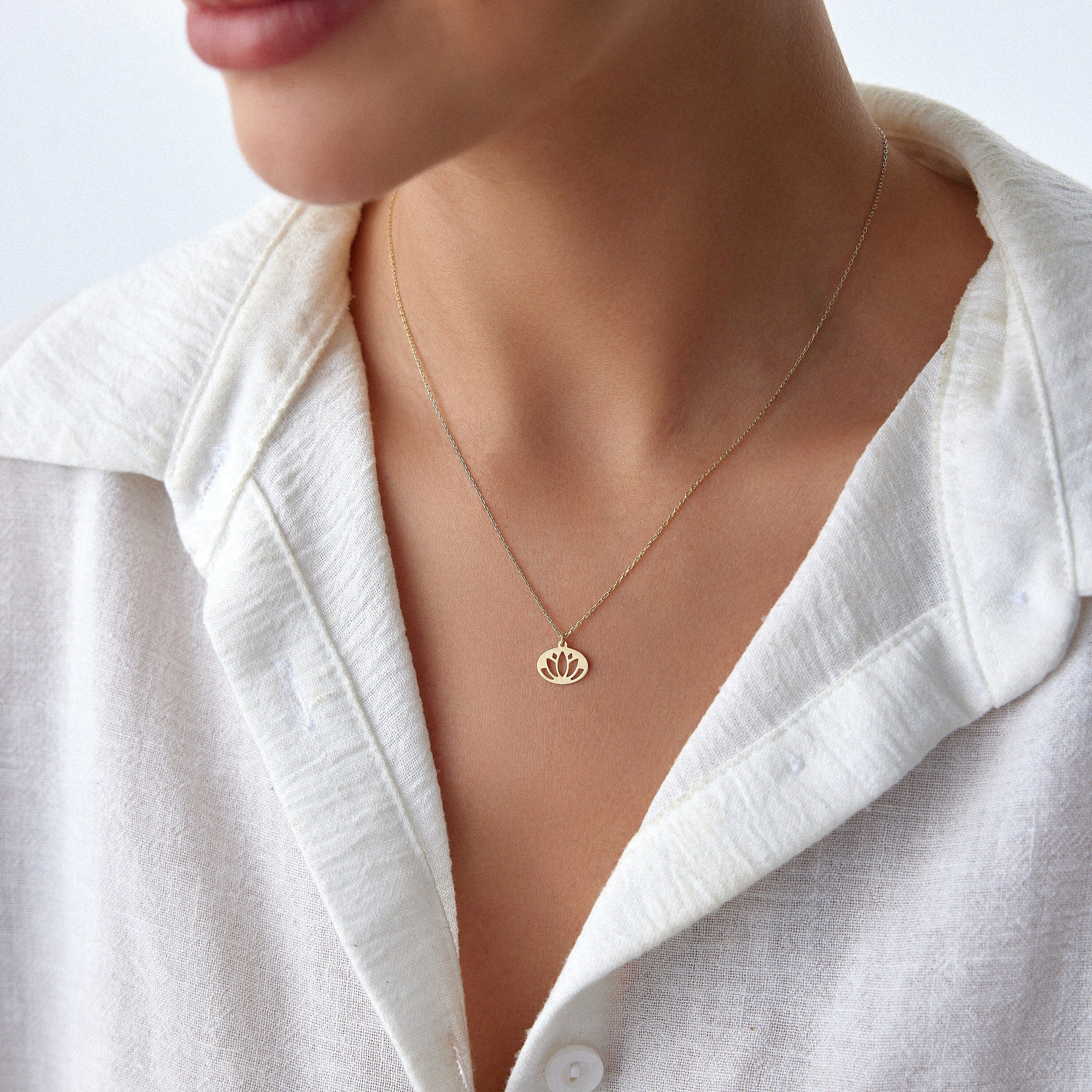 Lotus Print Necklace in 14K Gold