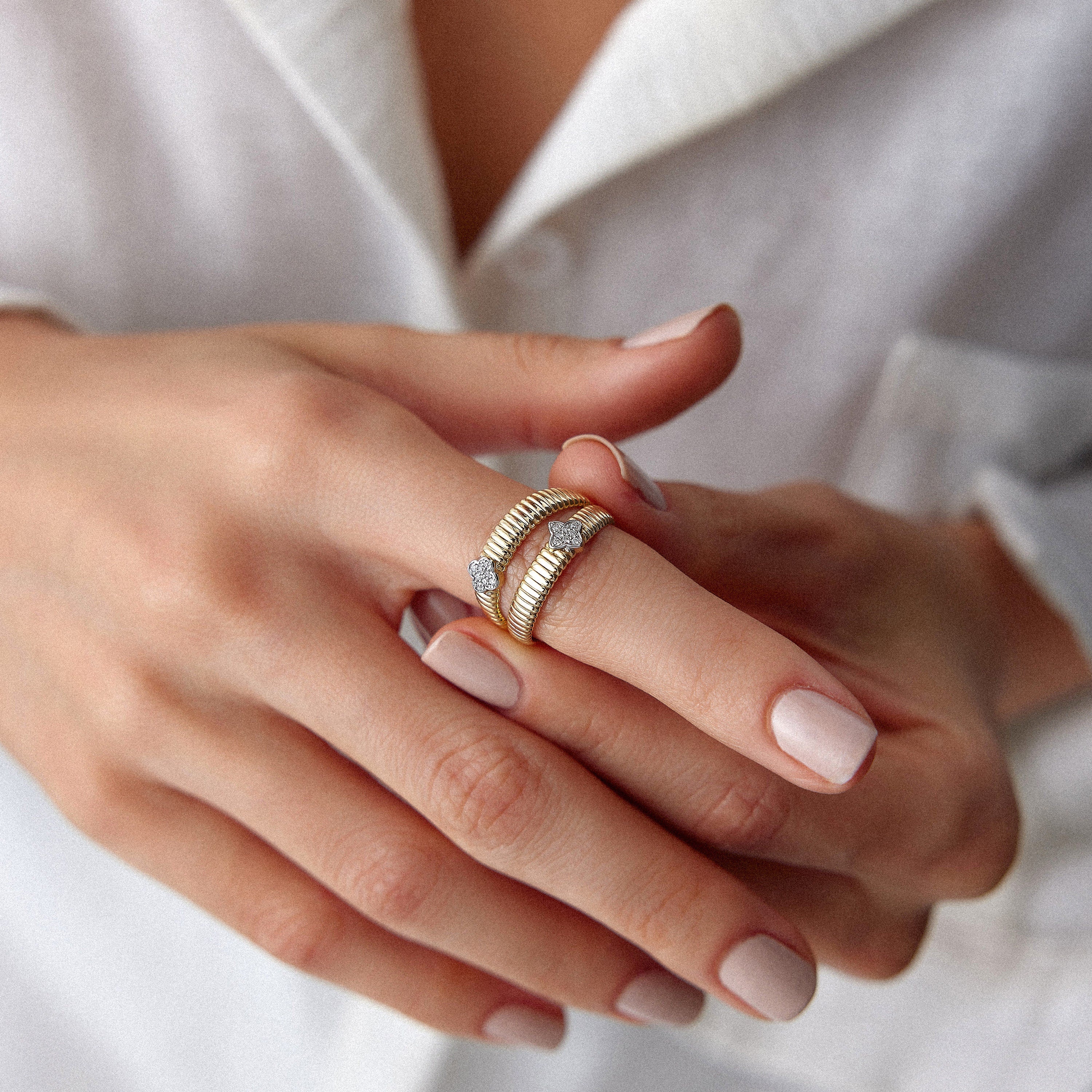 Diamond Double Clover Ring in 14K Gold
