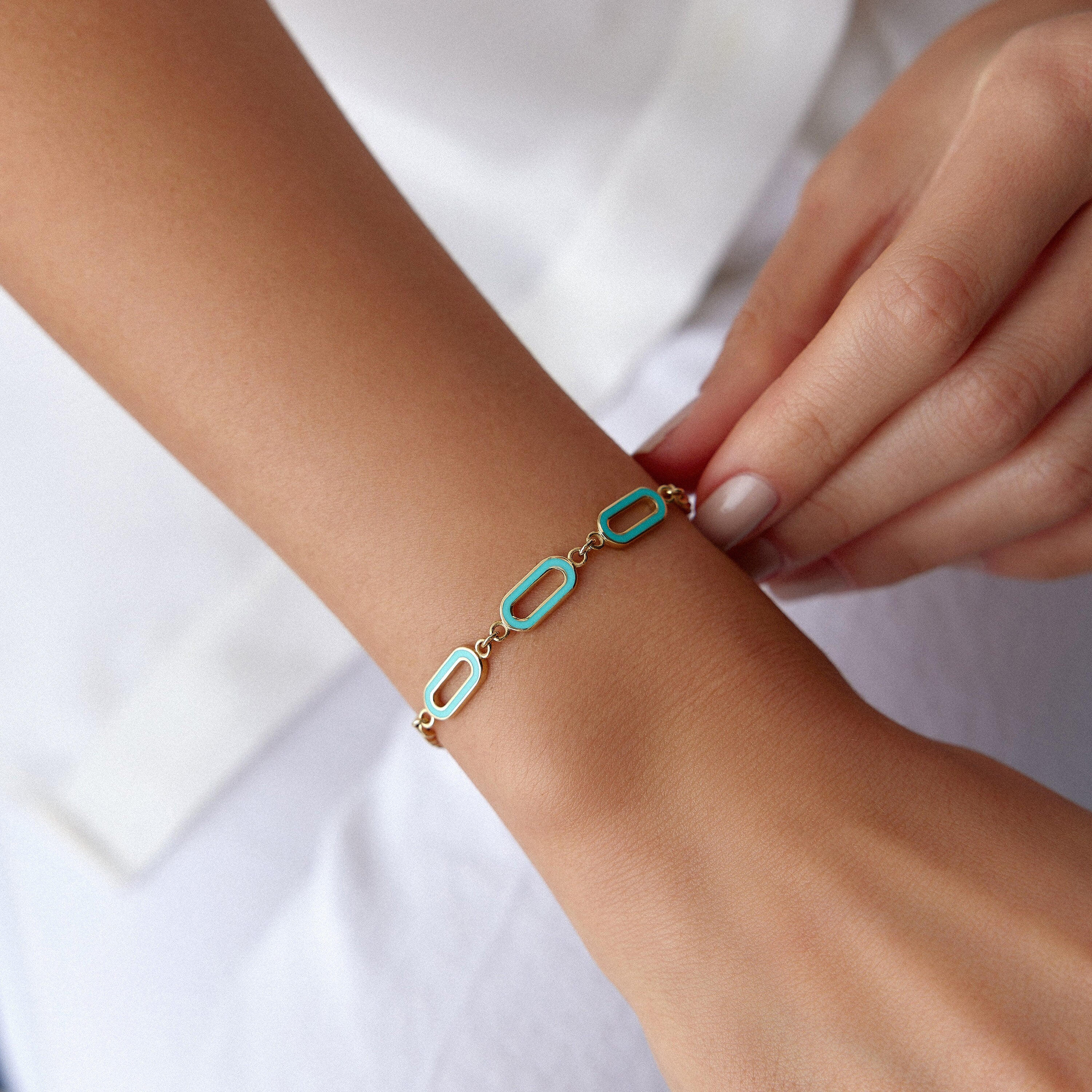 14K Gold Oval Link Bracelet