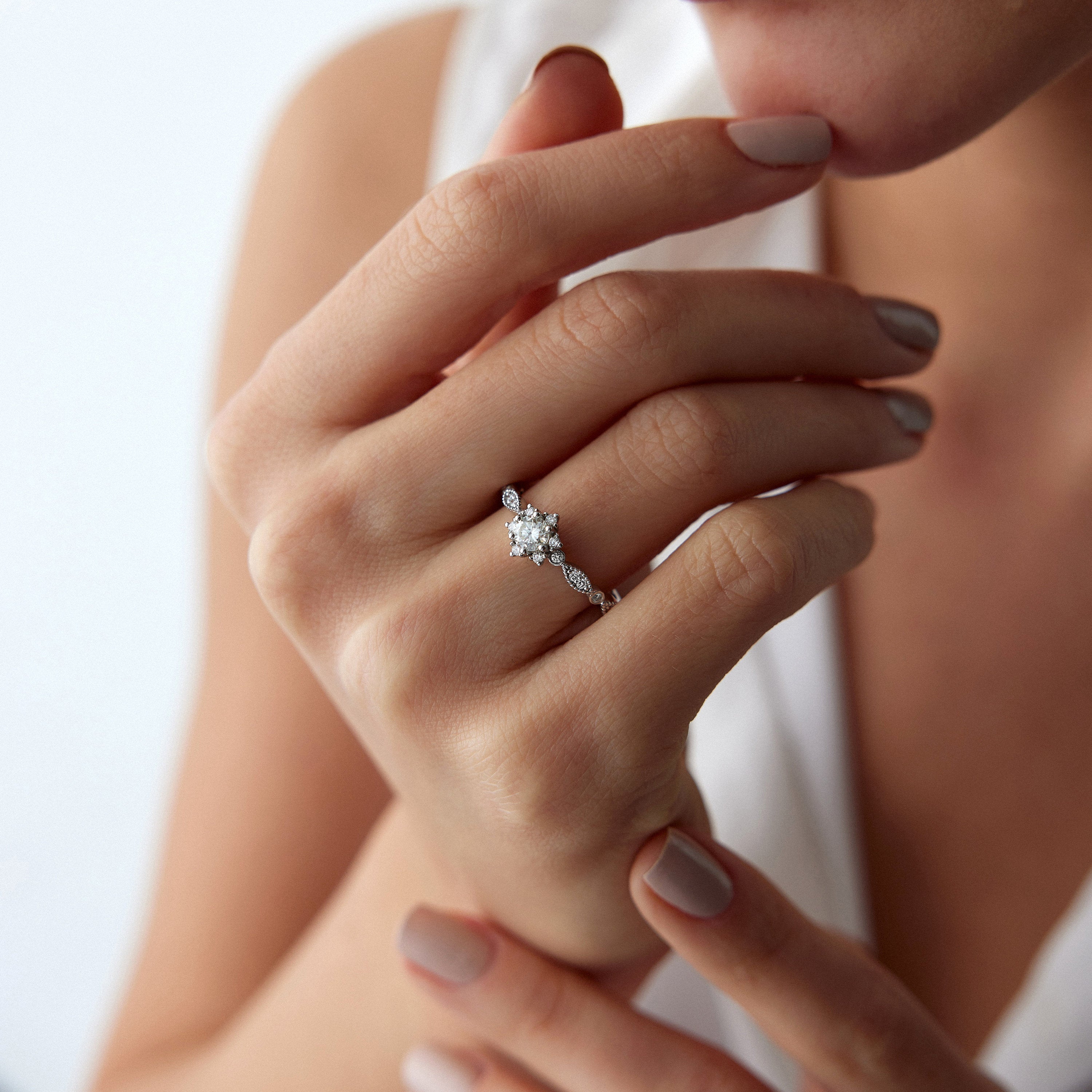 Diamond Star Ring in 14K Gold