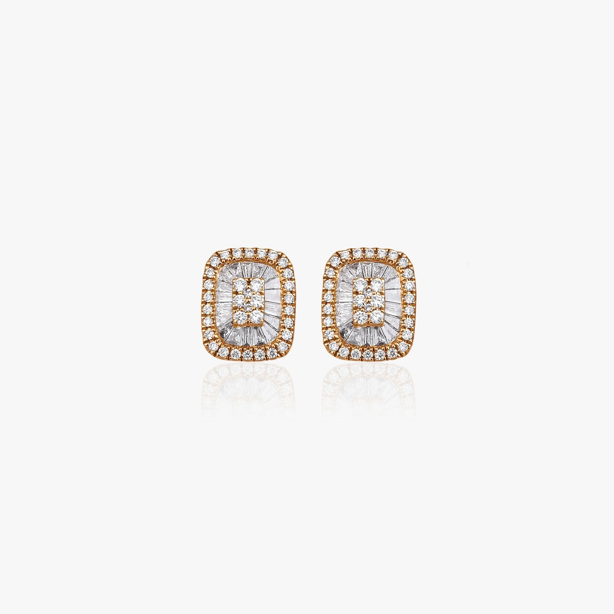 Baguette Diamond Stud Earrings in 18K Gold