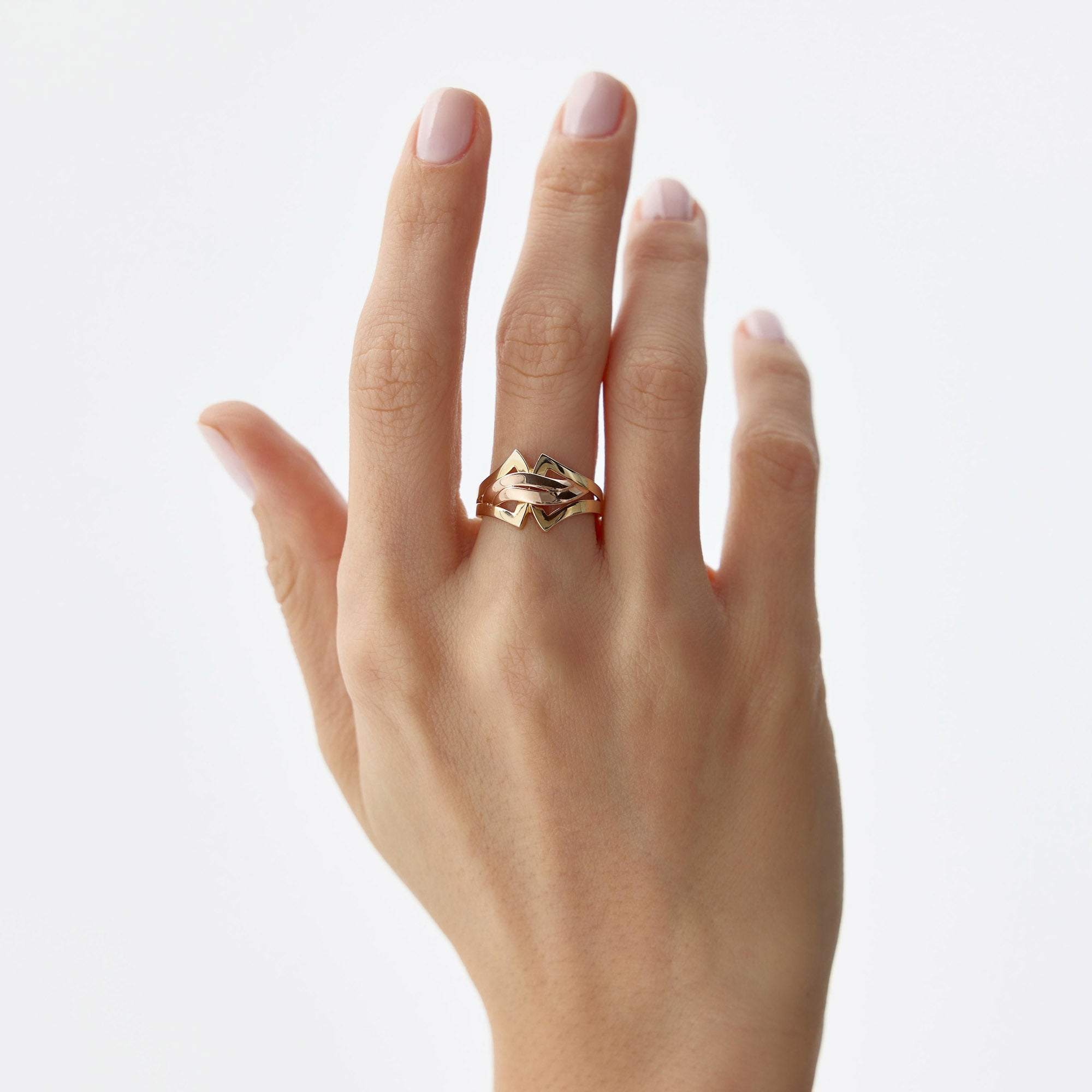 Two Tone United Ring in 14K Gold