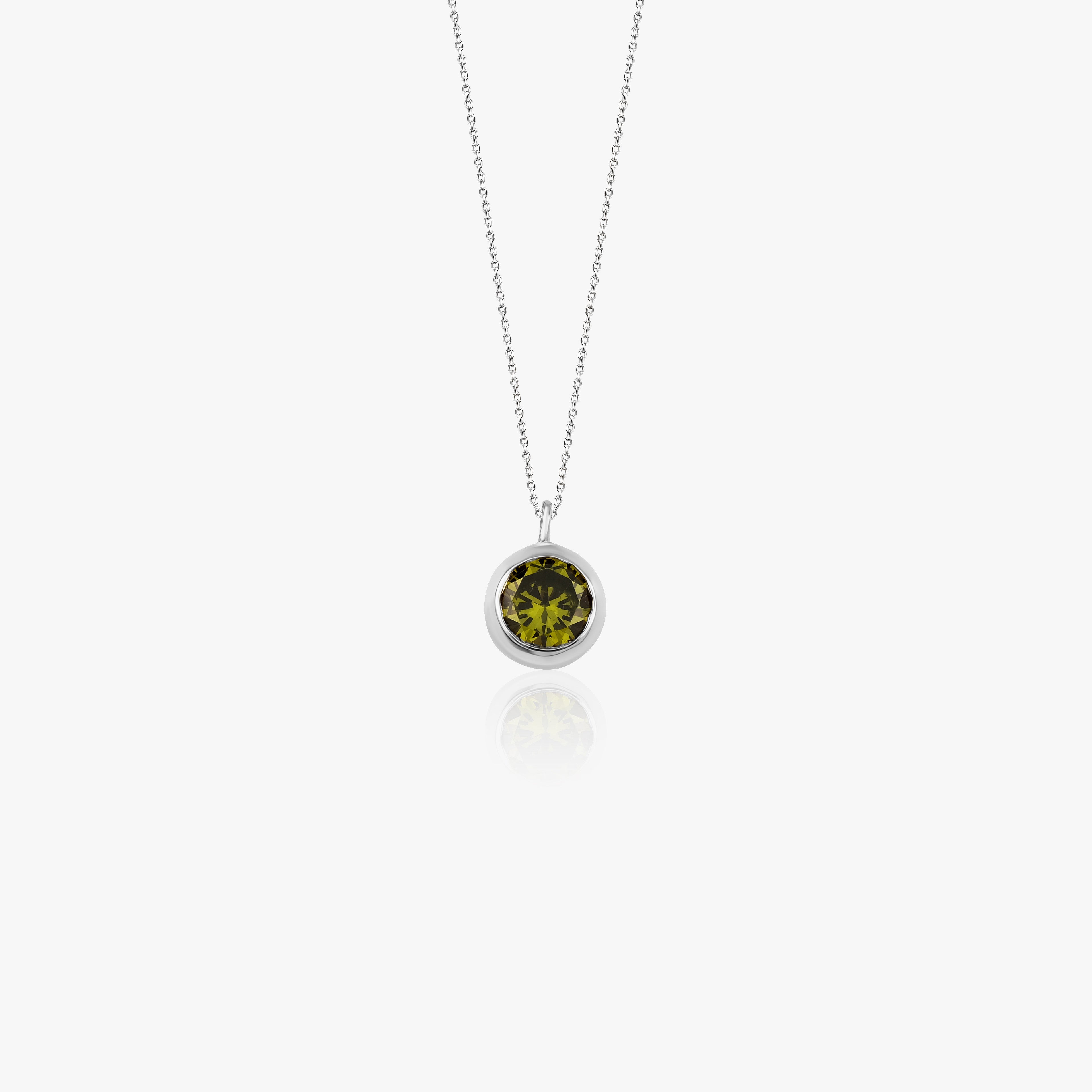 Bezel Set Peridot Necklace in 14K Gold