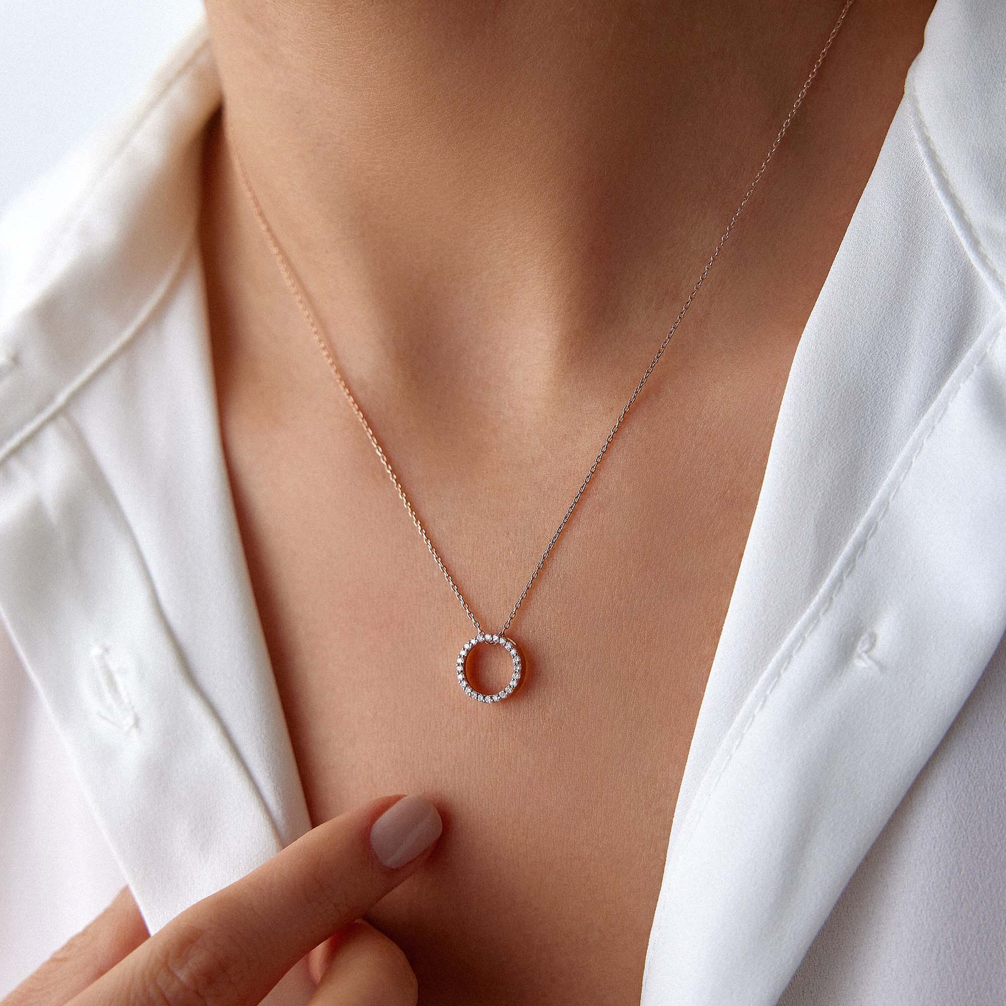 Open Diamond Circle Necklace in 14K Gold