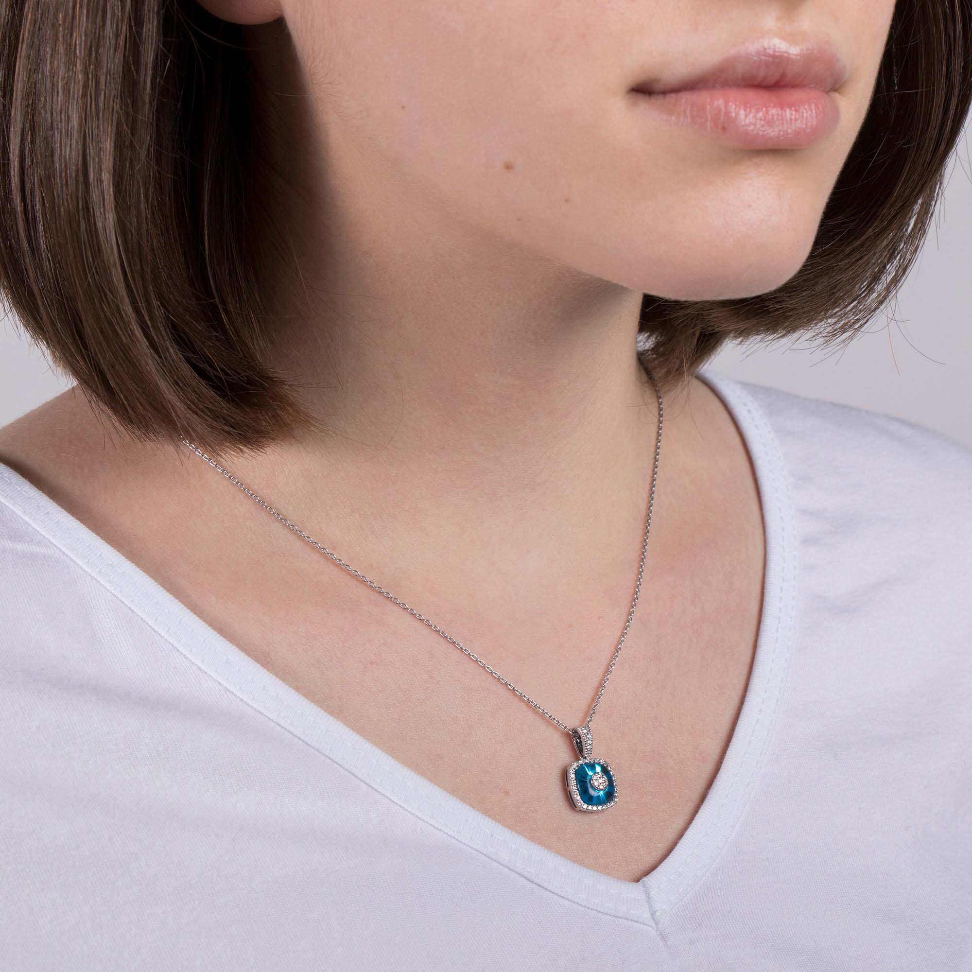 Minimal Diamond Square Evil Eye Necklace in 14K Gold
