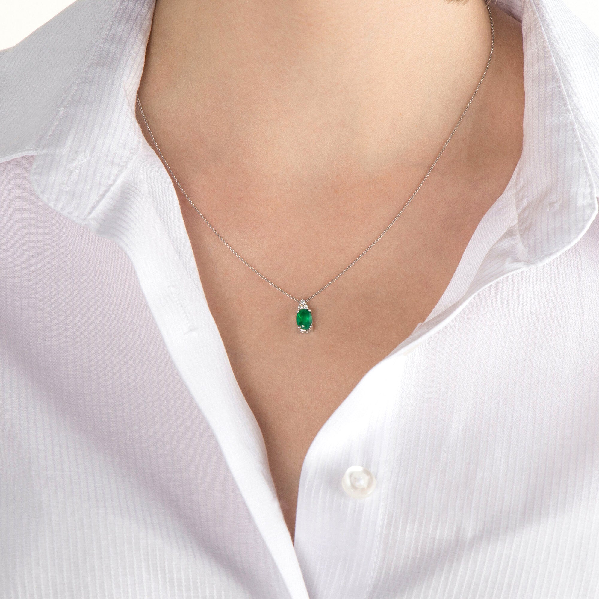 Oval Cut Emerald and Diamond Necklace in 14K Gold