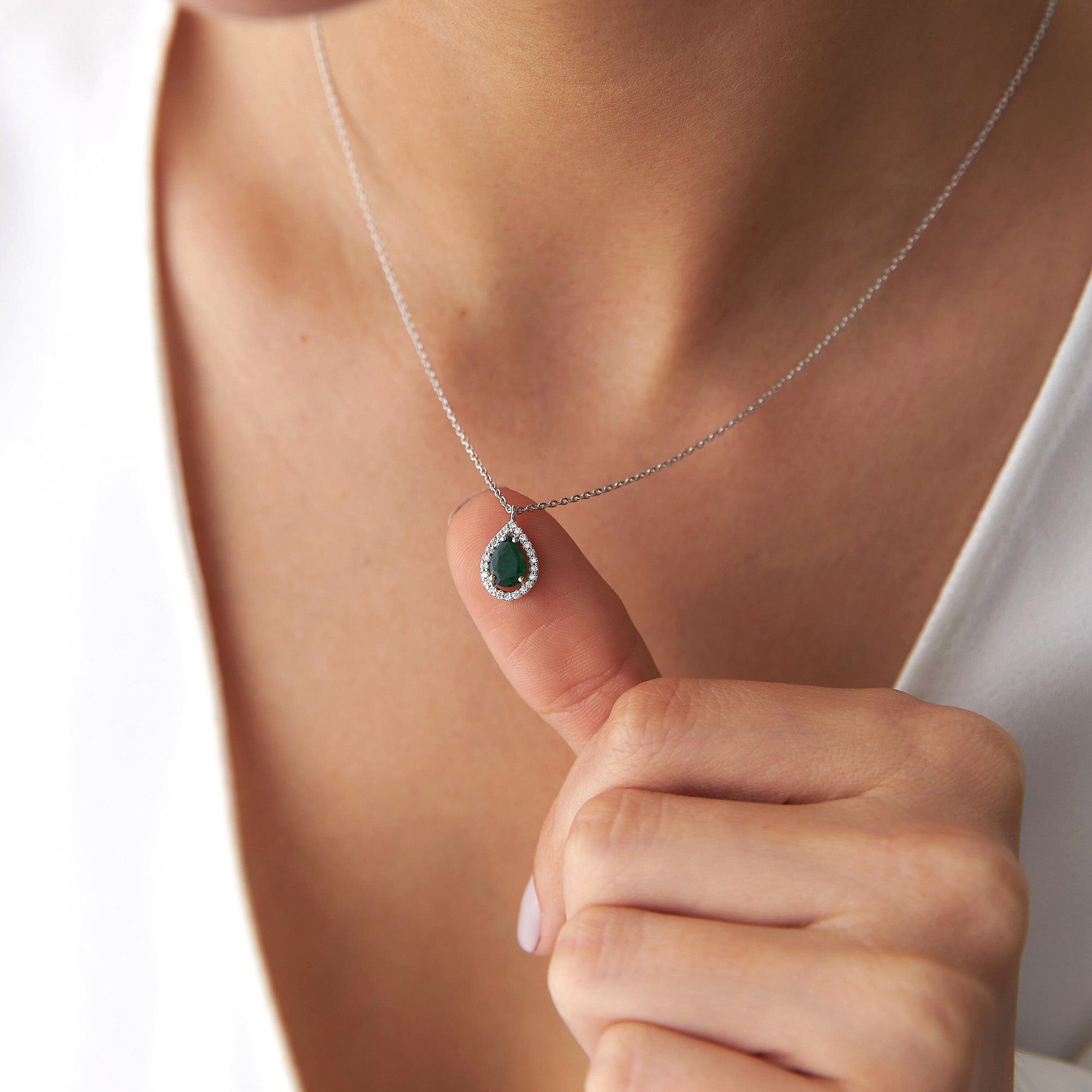 Emerald and Diamond Necklace in 14K Gold / Green Drop