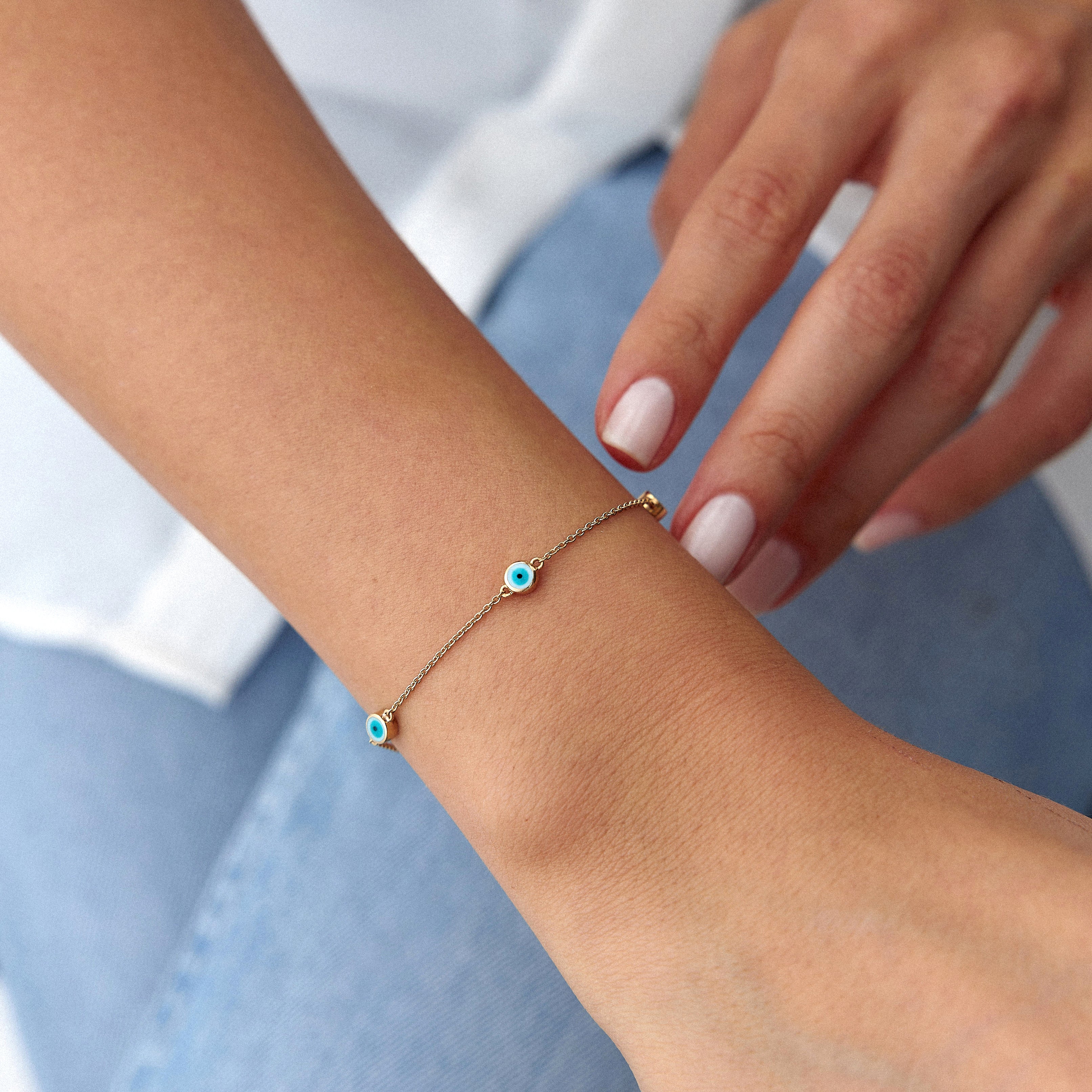 5 White Evil Eye Bracelet in 14K Gold