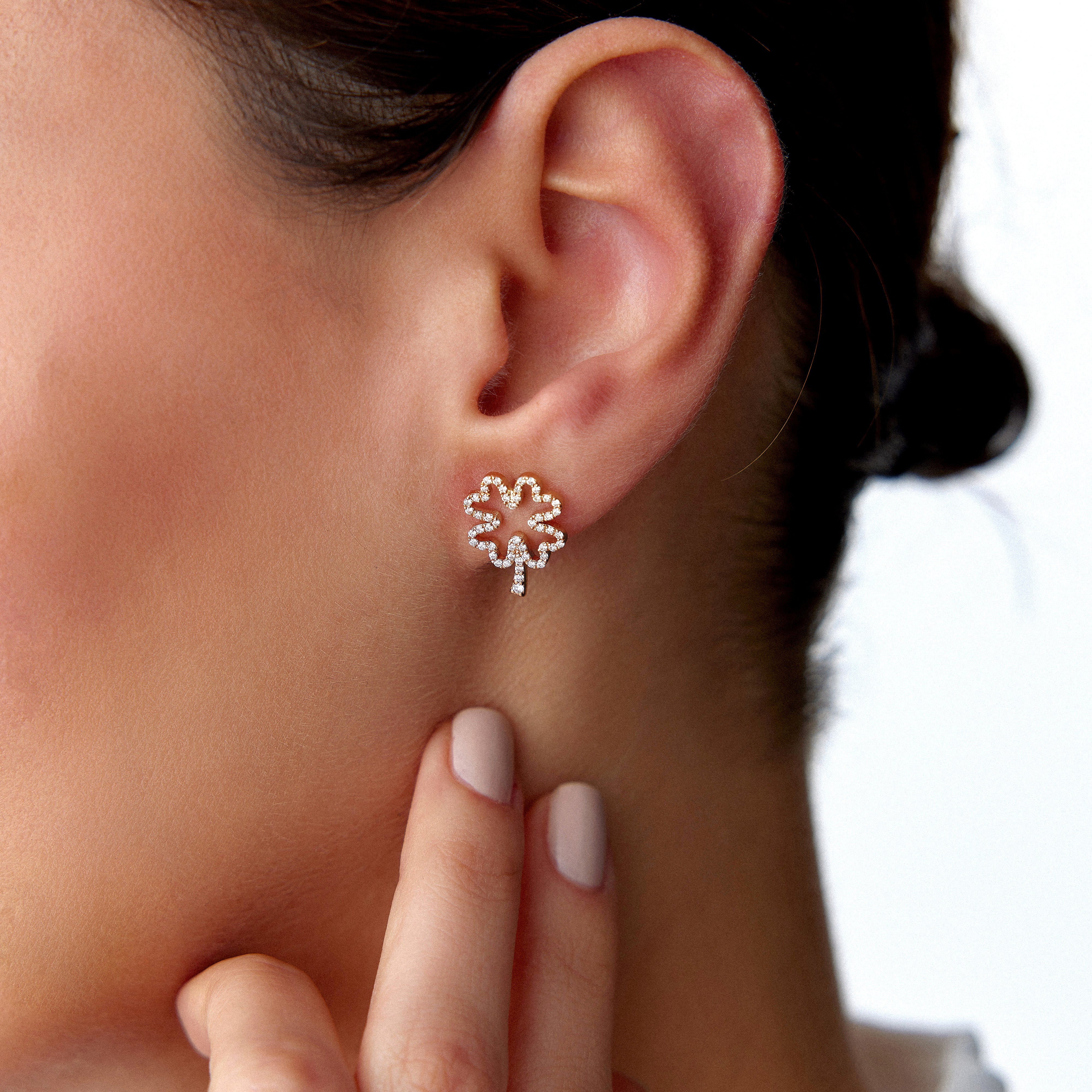 Open Diamond Clover Stud Earrings / FORTUNA