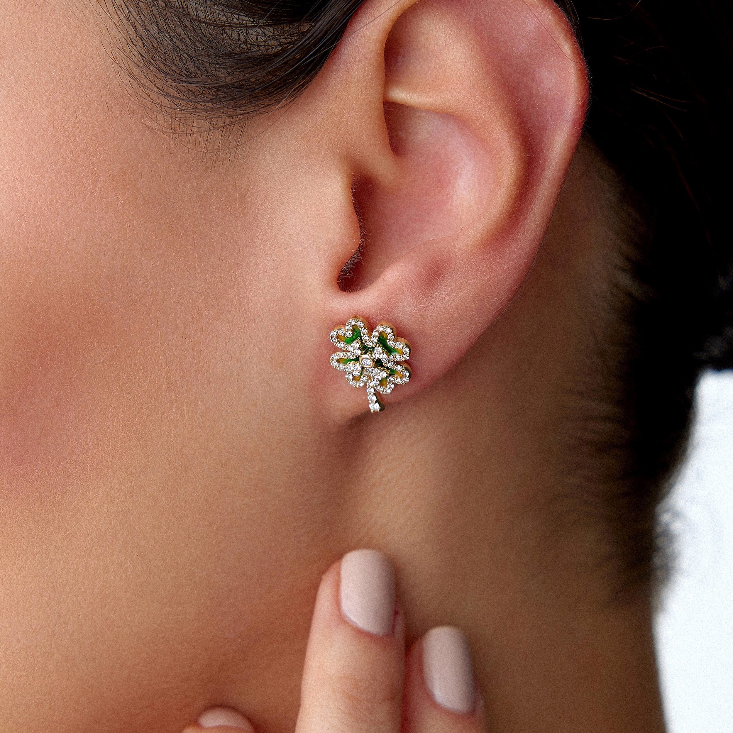 Diamond Clover Stud Earrings / FORTUNA
