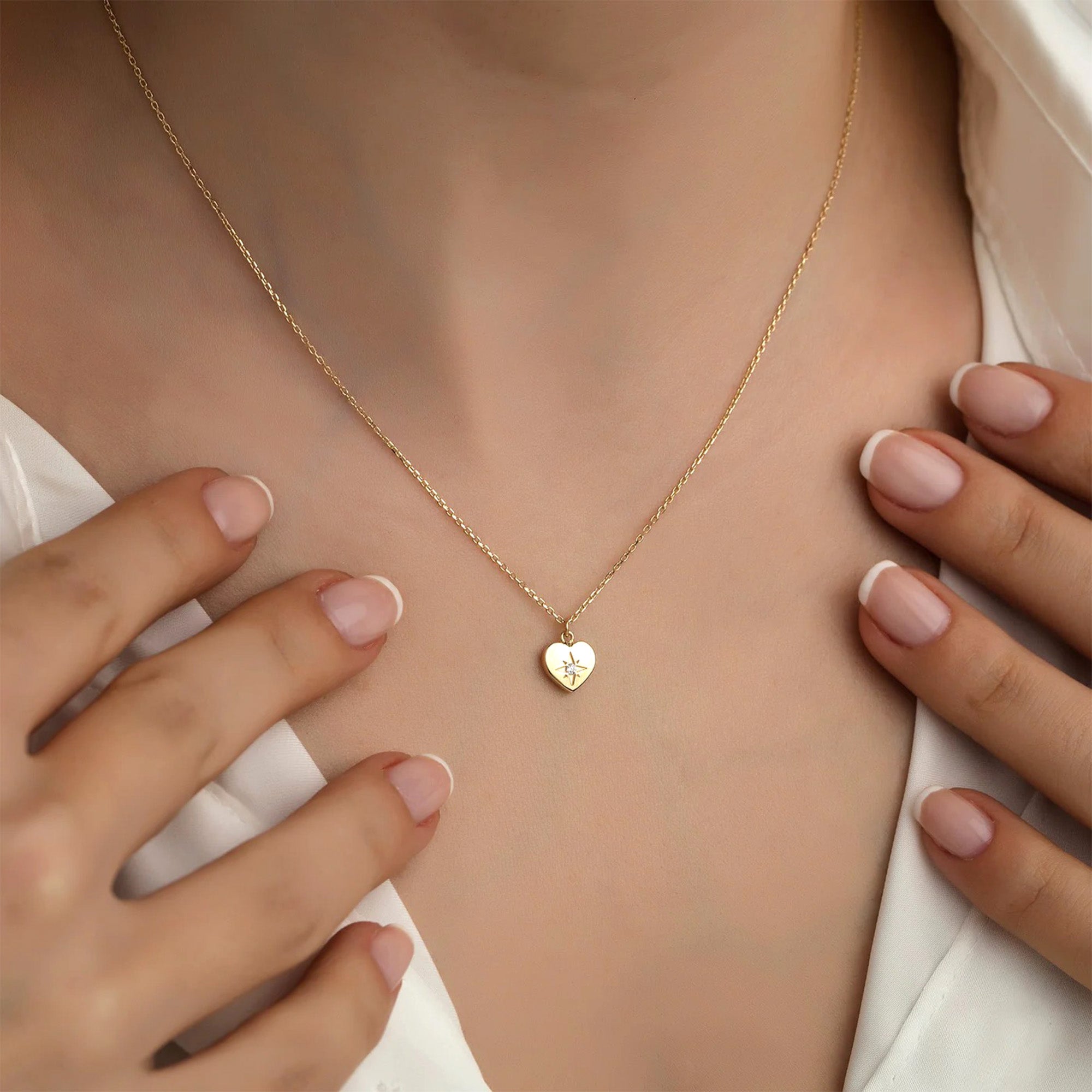 Mini Diamond Heartburst Necklace in 14K Gold