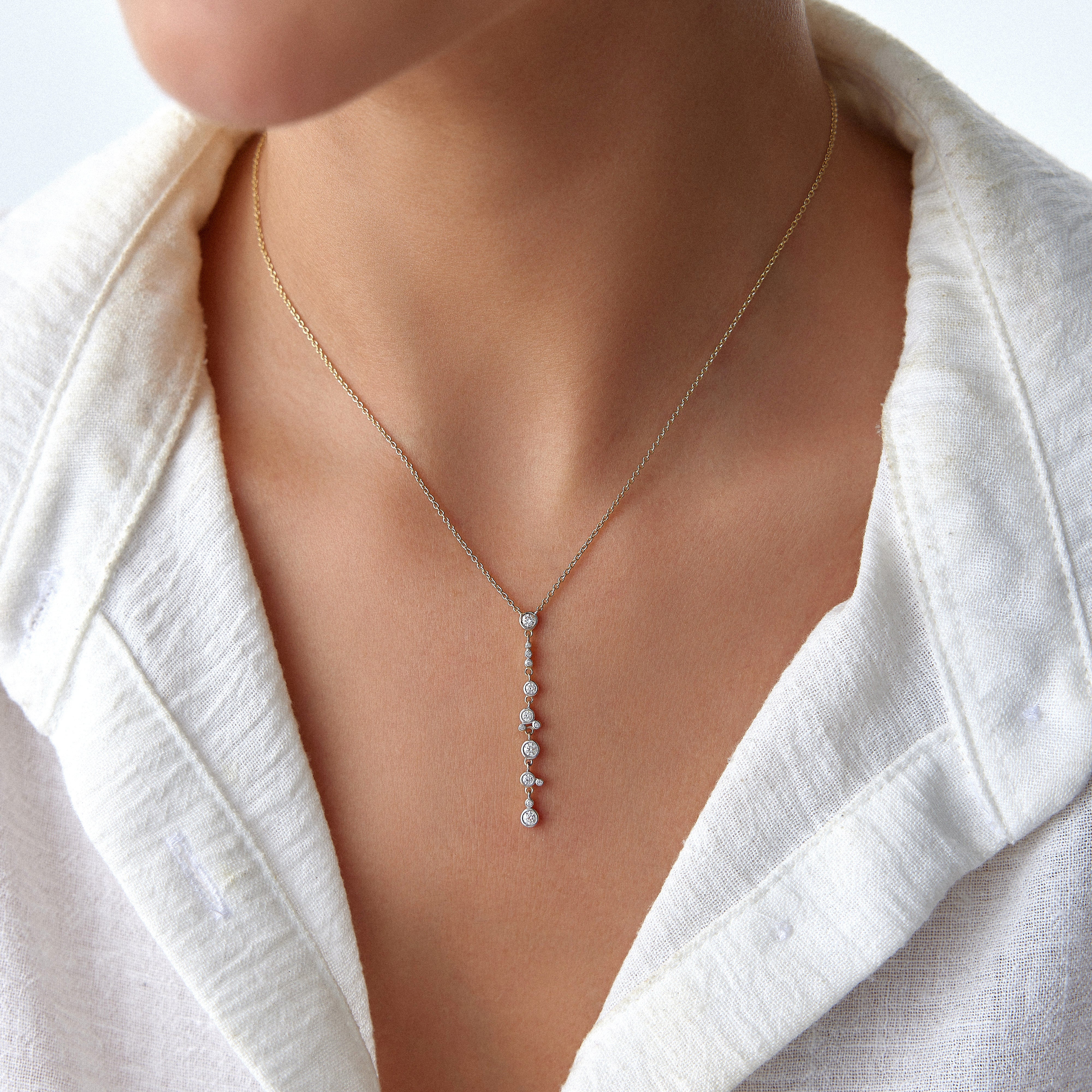 Diamond Lariat Necklace in 14K Gold / WATERFALL