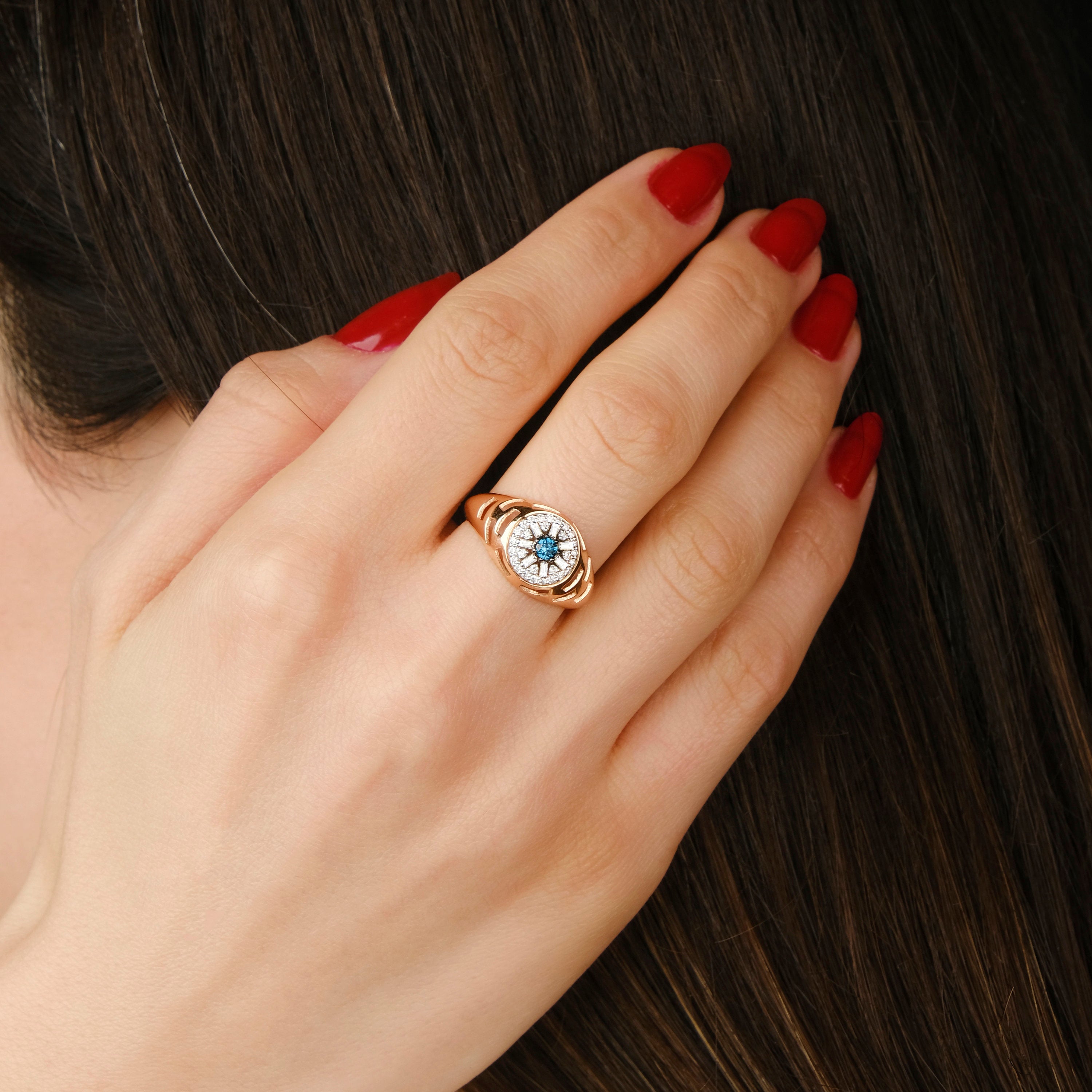 Blue Diamond Ring in 14K Gold / Winter Sun