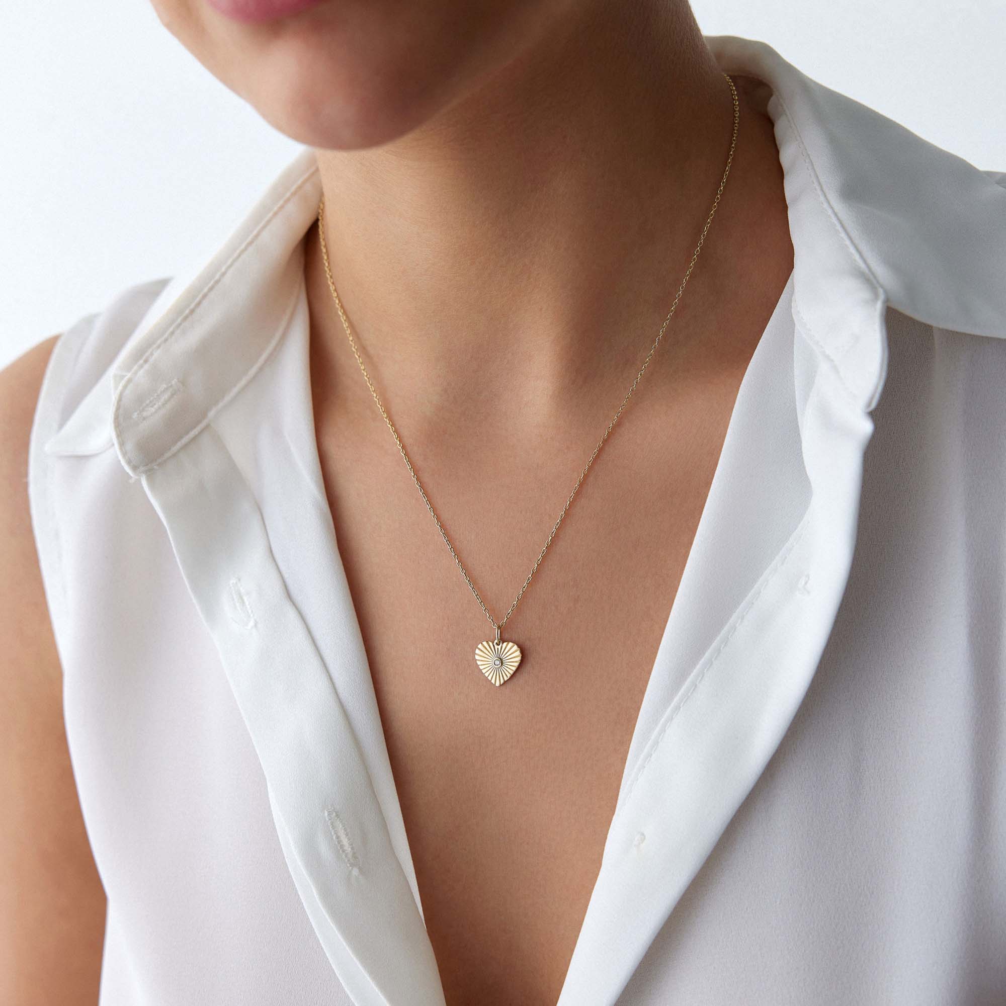 Mini Diamond Heartburst Necklace in 14K Gold