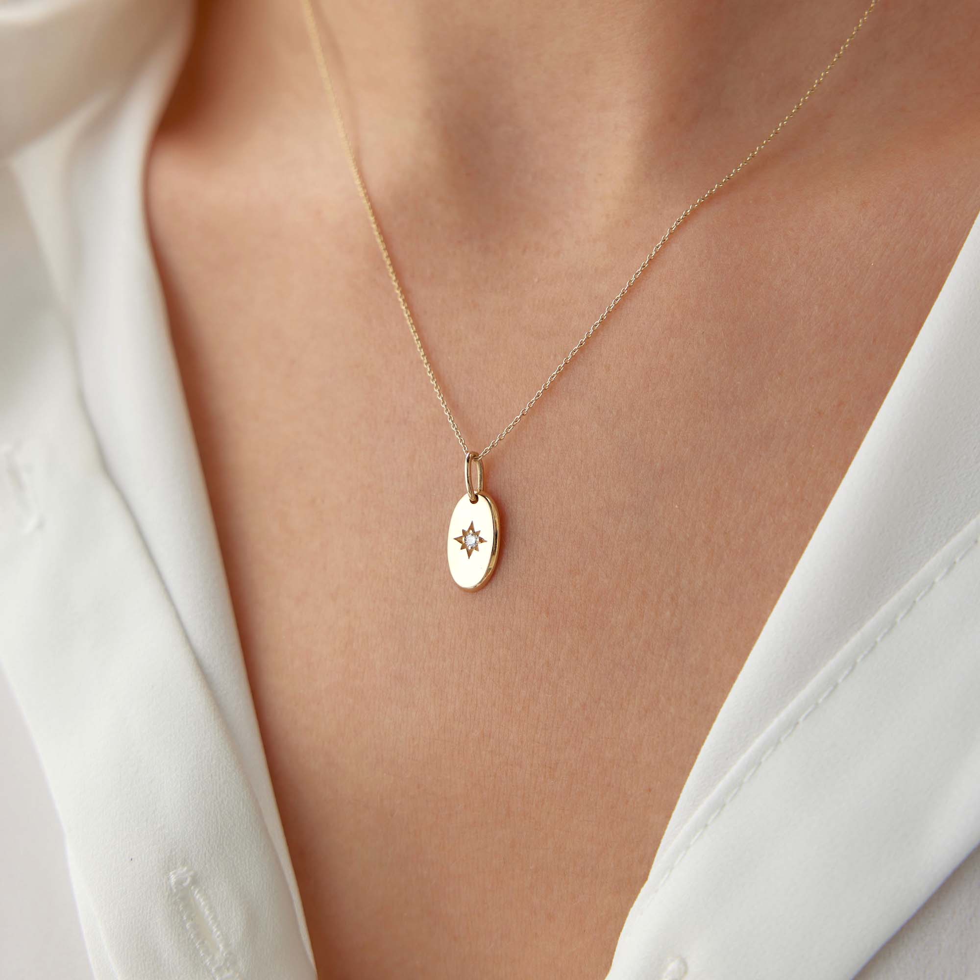 Mini Diamond Oval North Star Necklace in 14K Gold