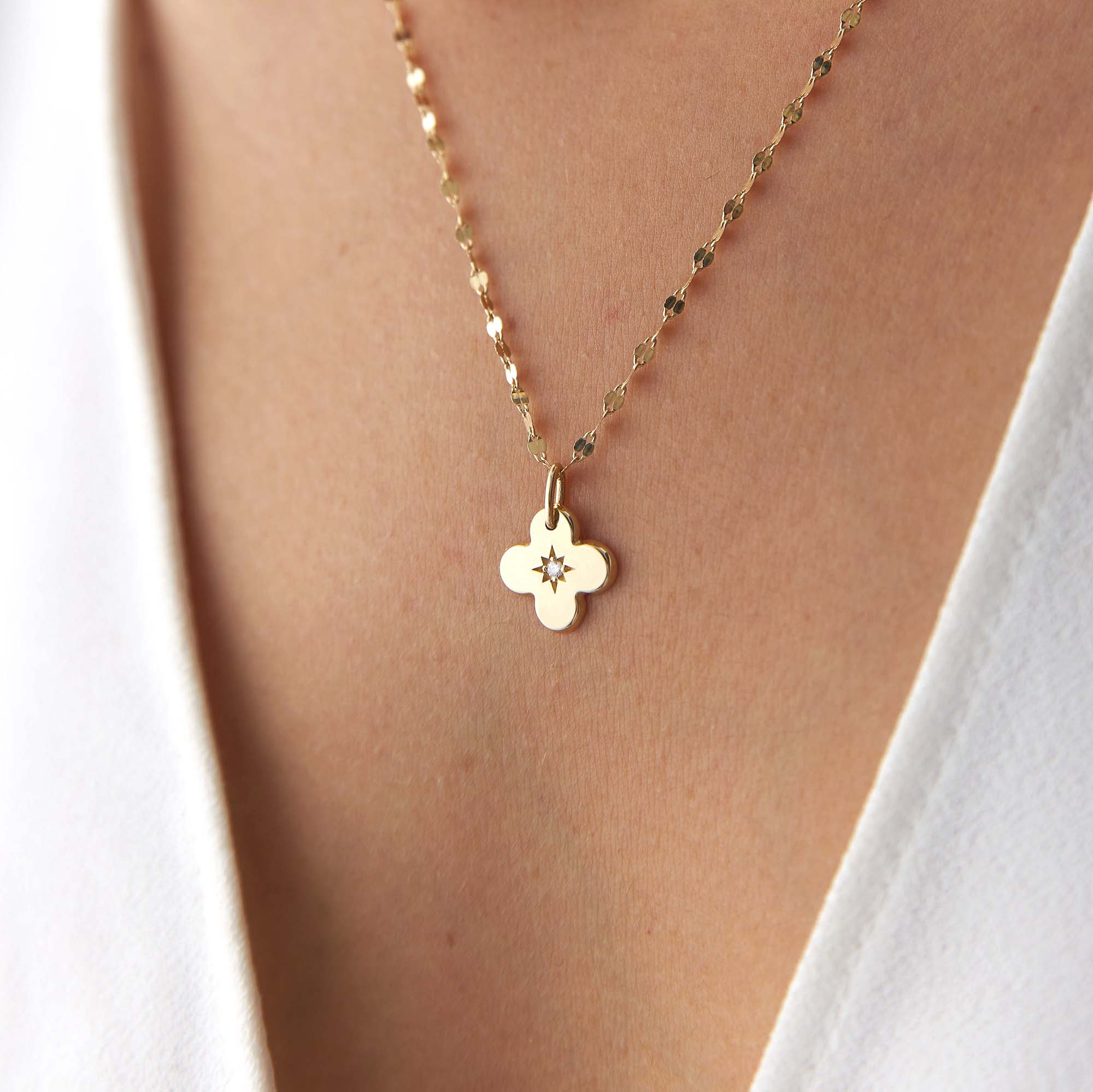 Mini Diamond Star Inlaid Clover Pendant in 14K Gold